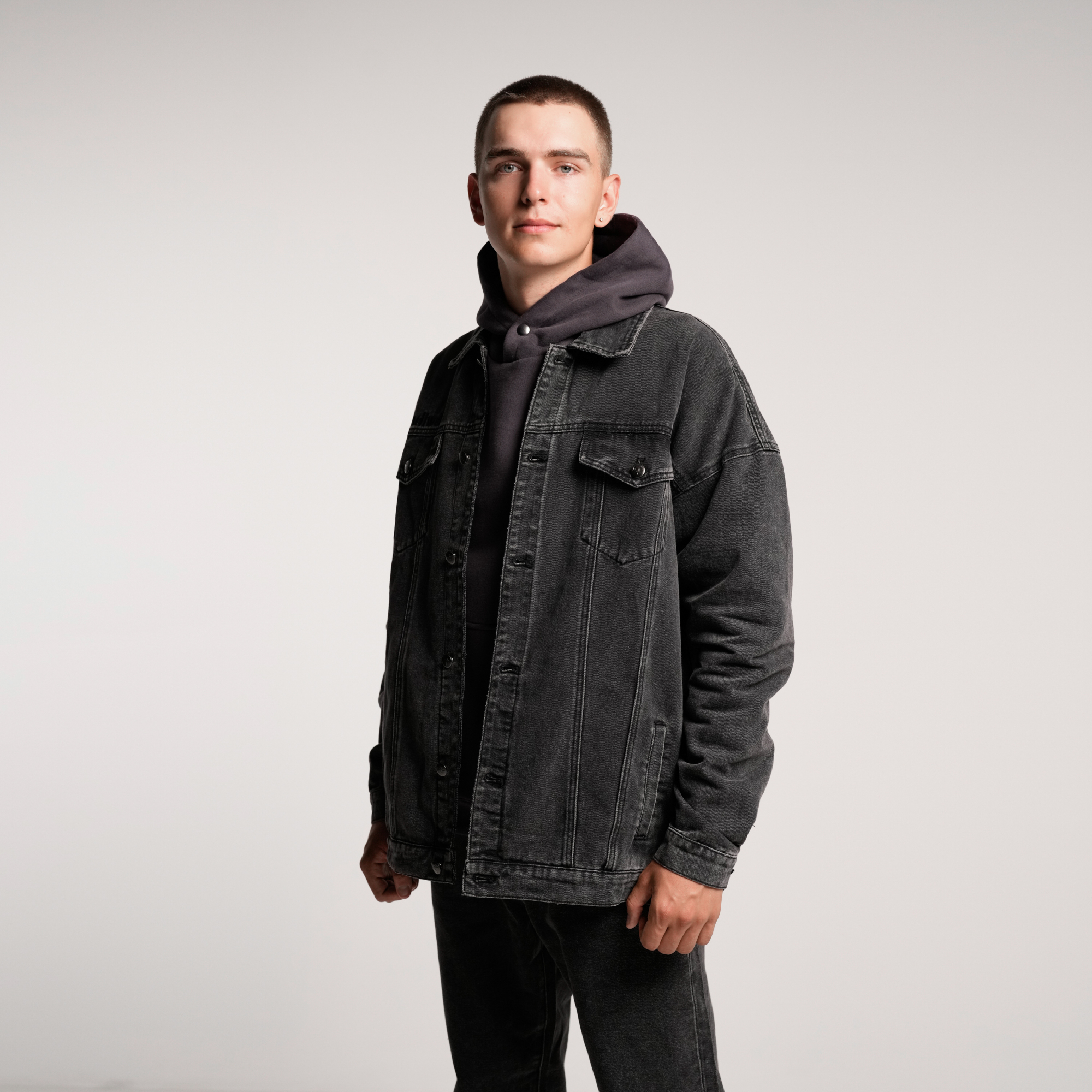 Джинсовая куртка Simple