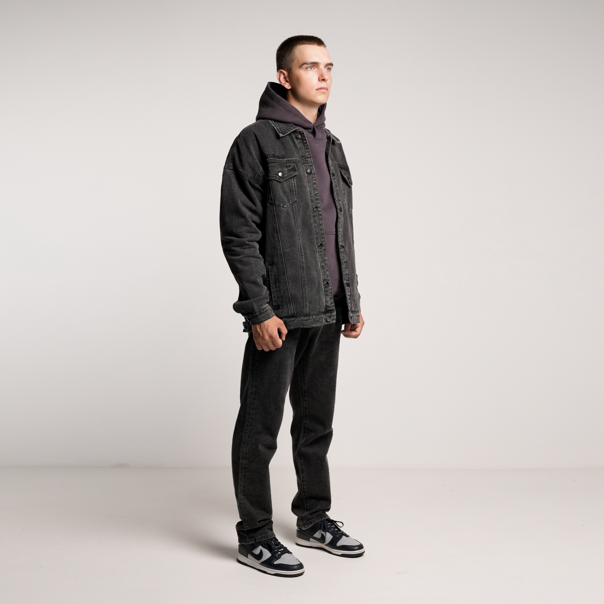 Джинсовая куртка Simple