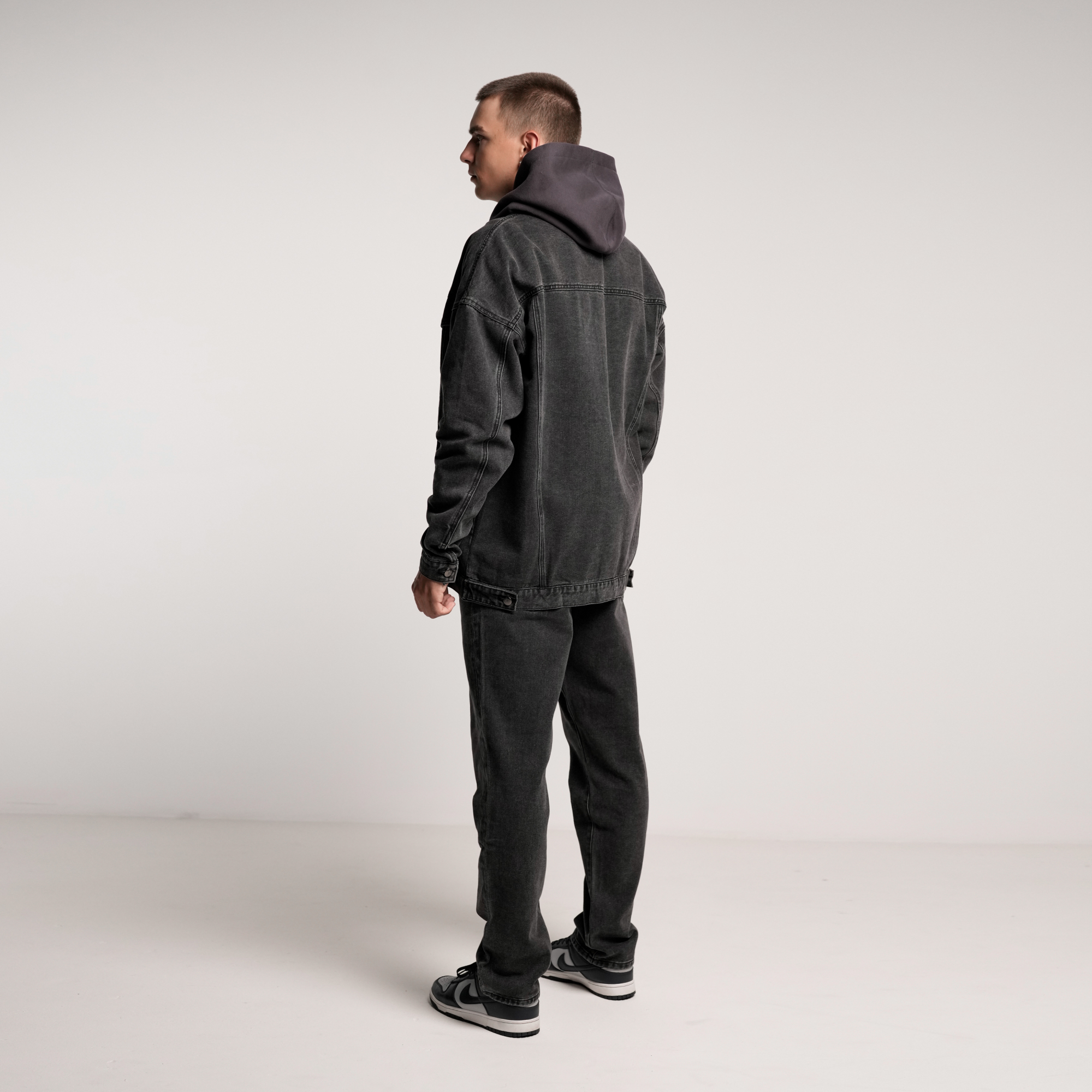 Джинсовая куртка Simple