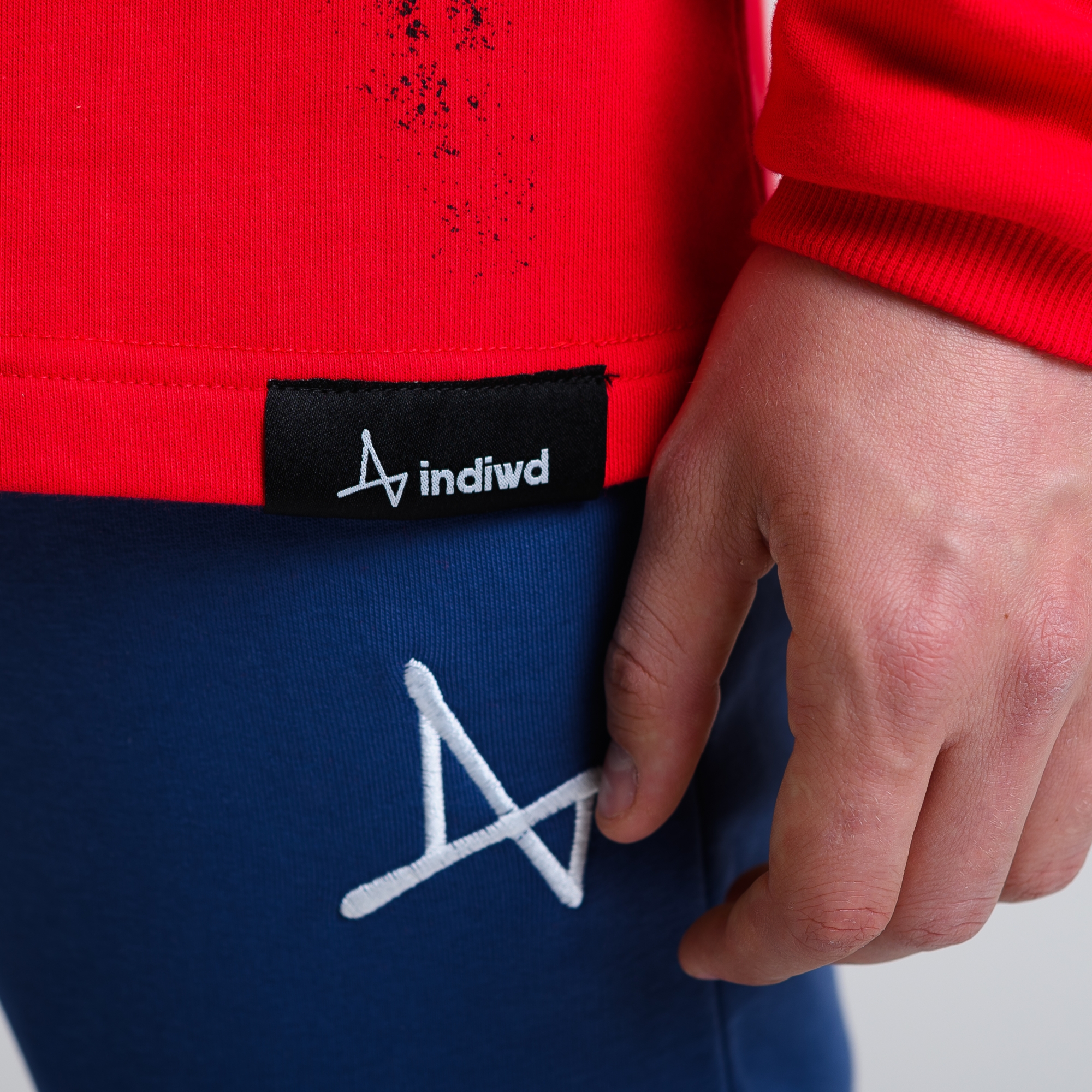 Лонгслив Паук-Сапиенс с балаклавой