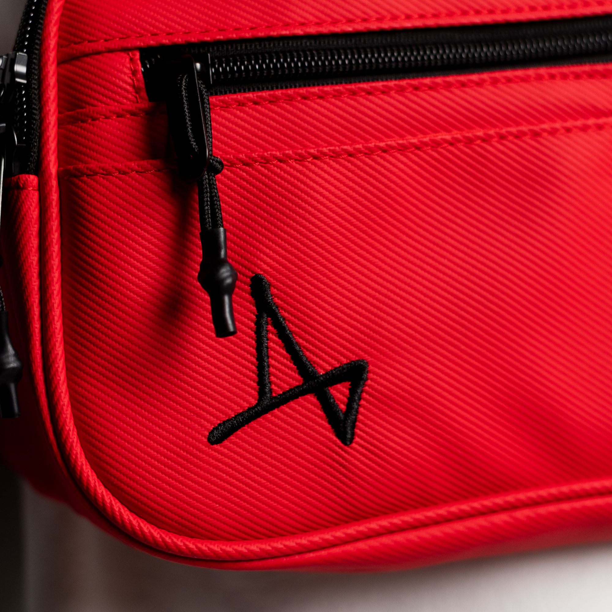 Нагрудная сумка