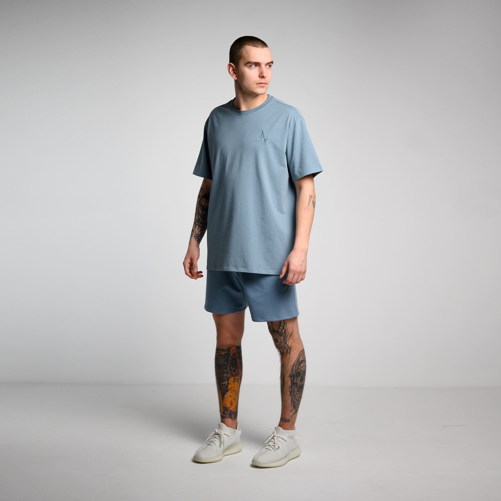 Shorts Simple 3 Velur light