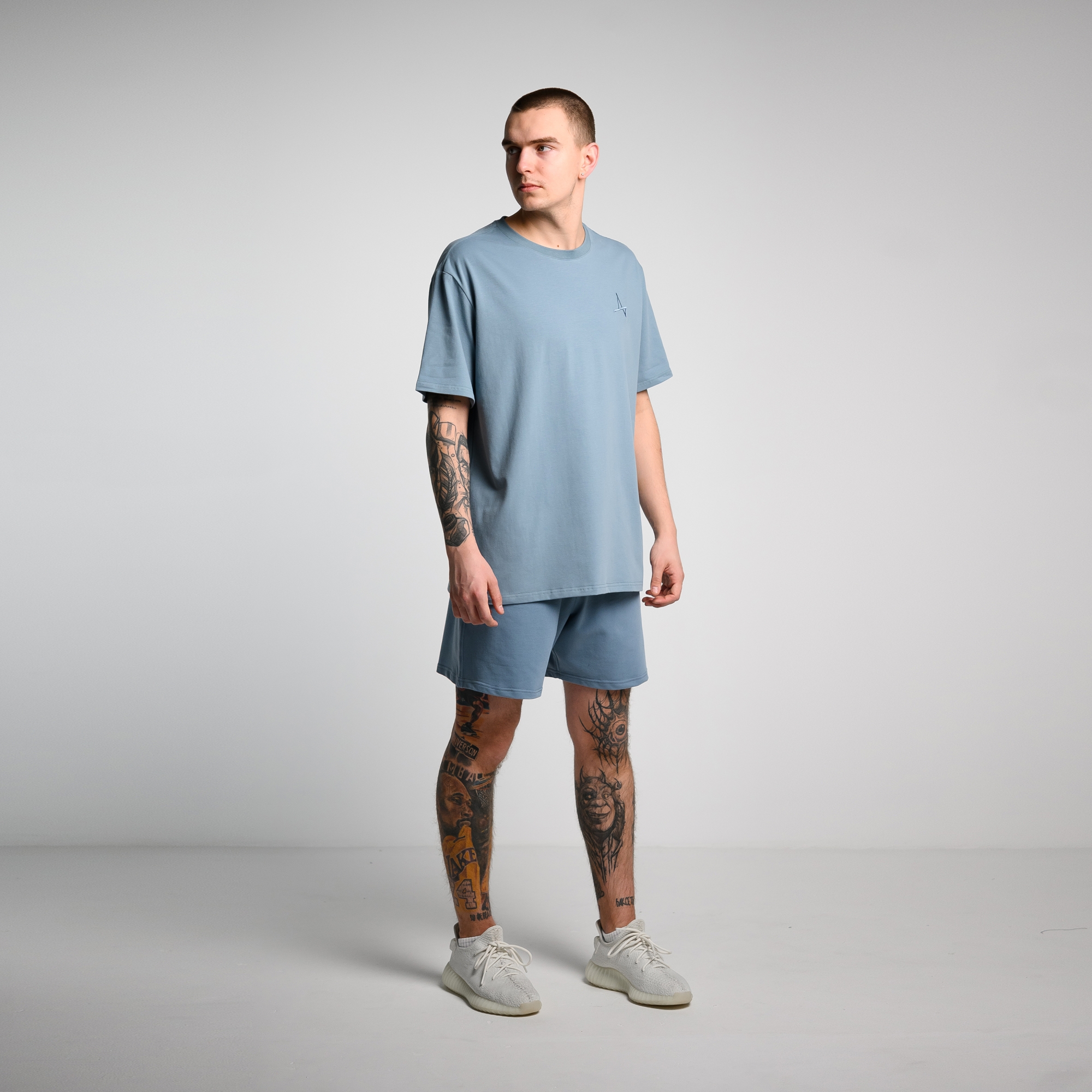 Shorts Simple 3 Velur light