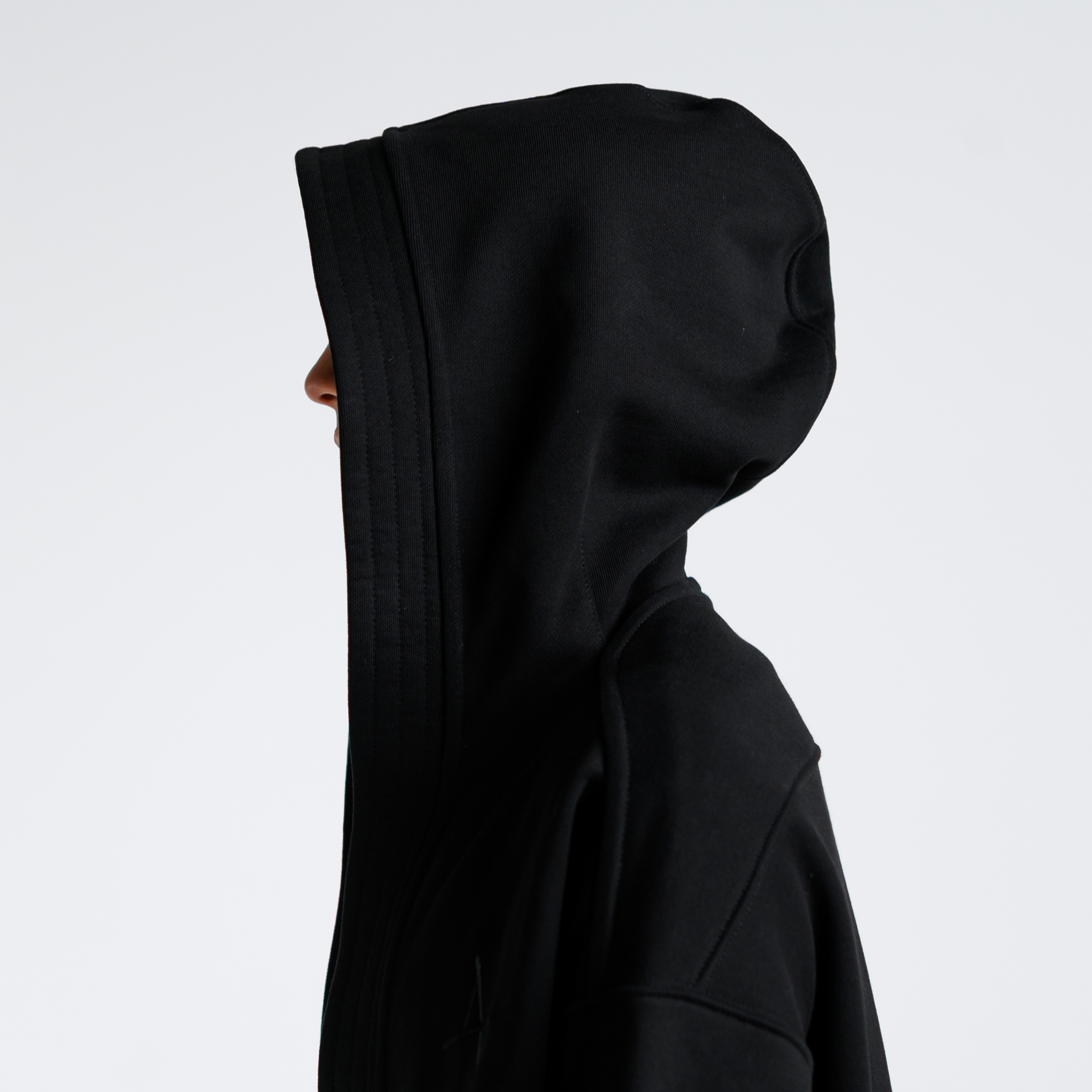 Удлиненное кимоно с капюшоном