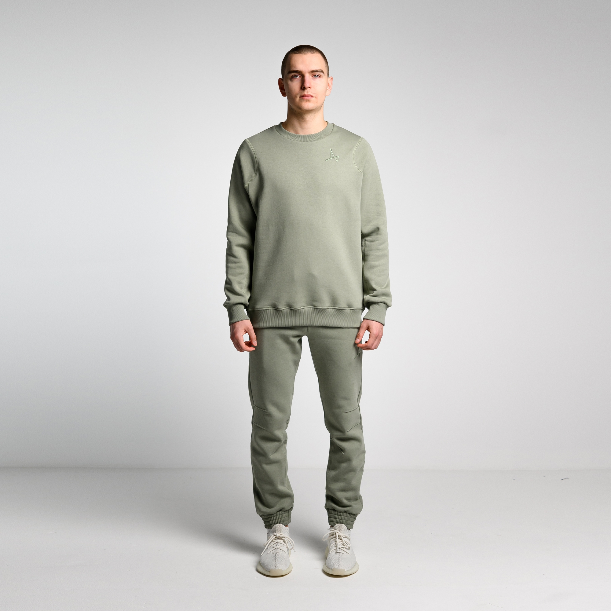 Утеплённый свитшот Simple