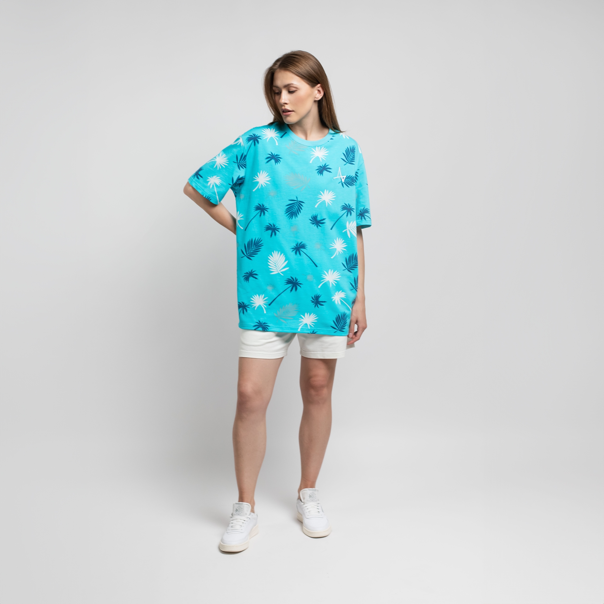 Футболка с пальмами