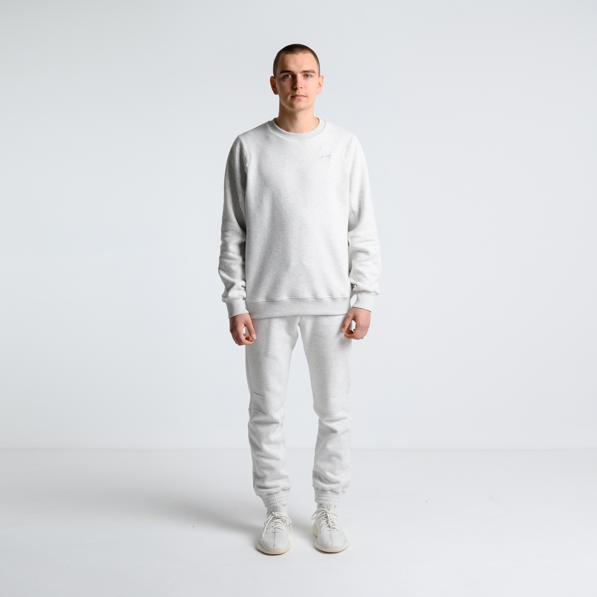 Утеплённый свитшот Simple