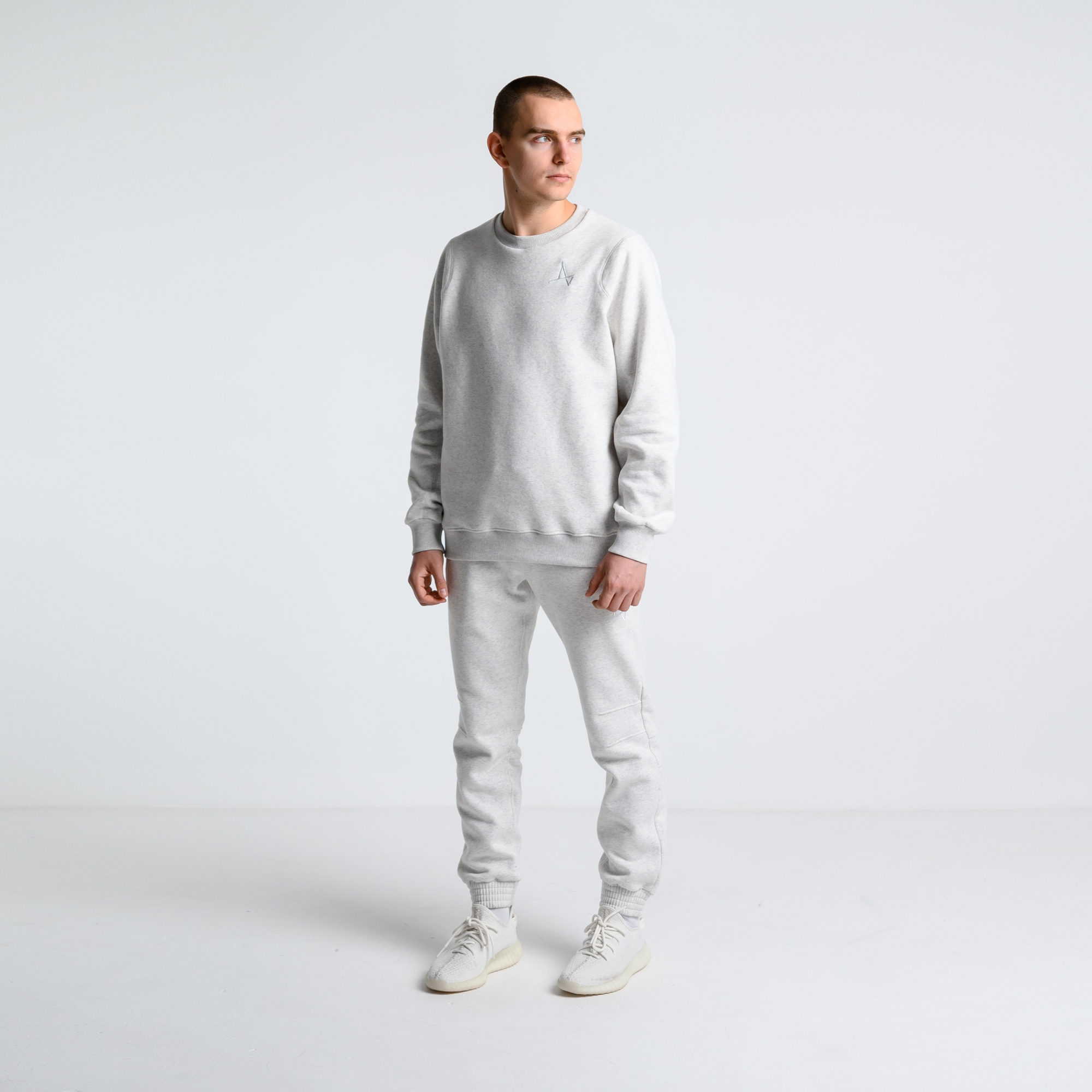 Утеплённый свитшот Simple