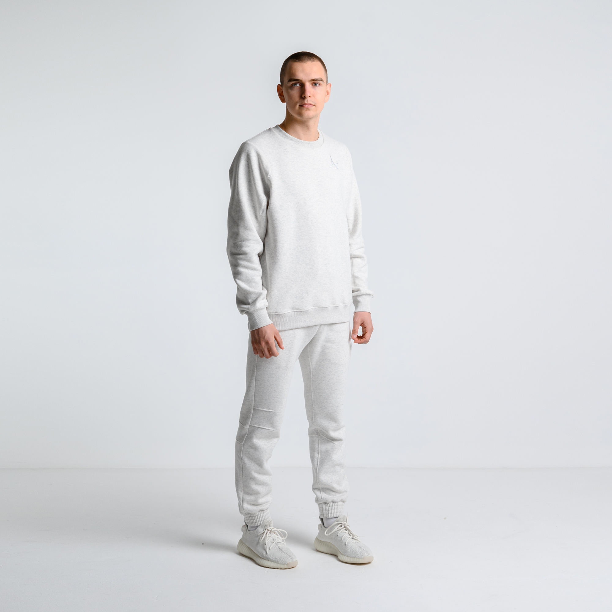 Утеплённый свитшот Simple