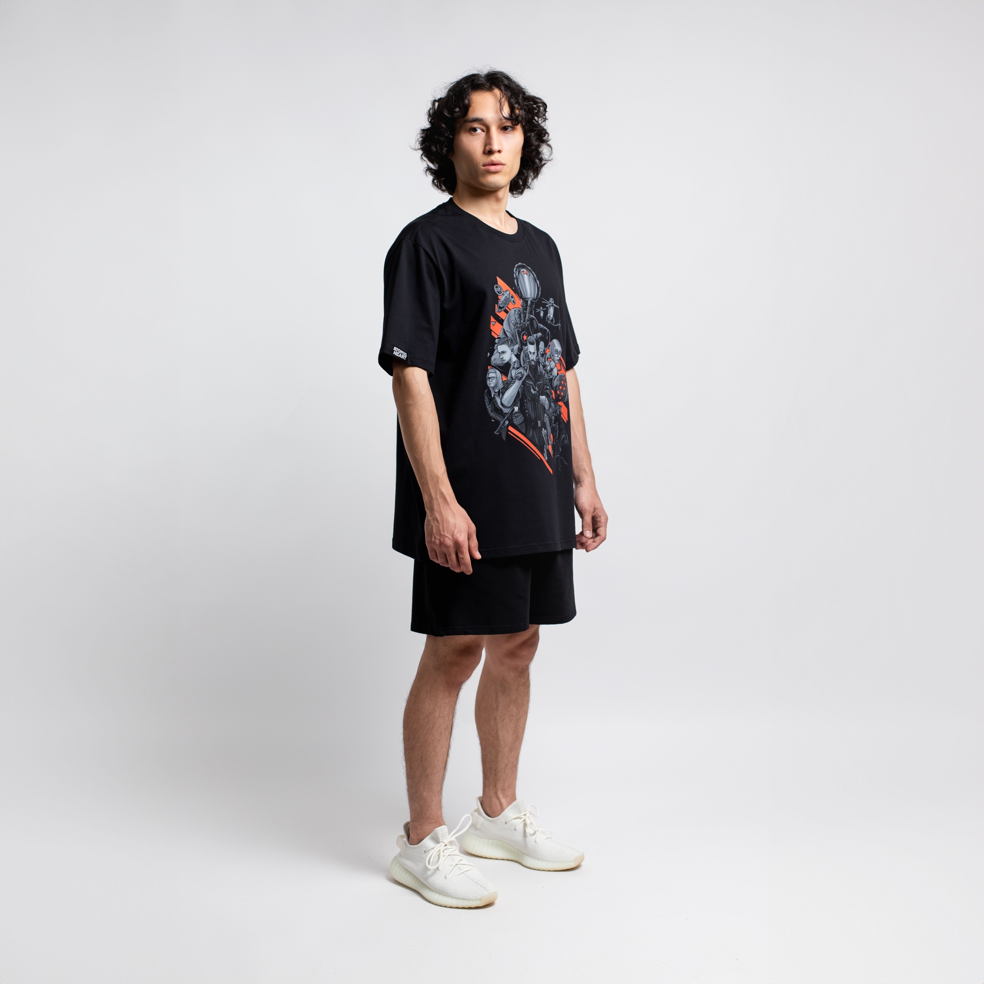 Футболка Atomic Heart (tshirtm376) — Indiwd