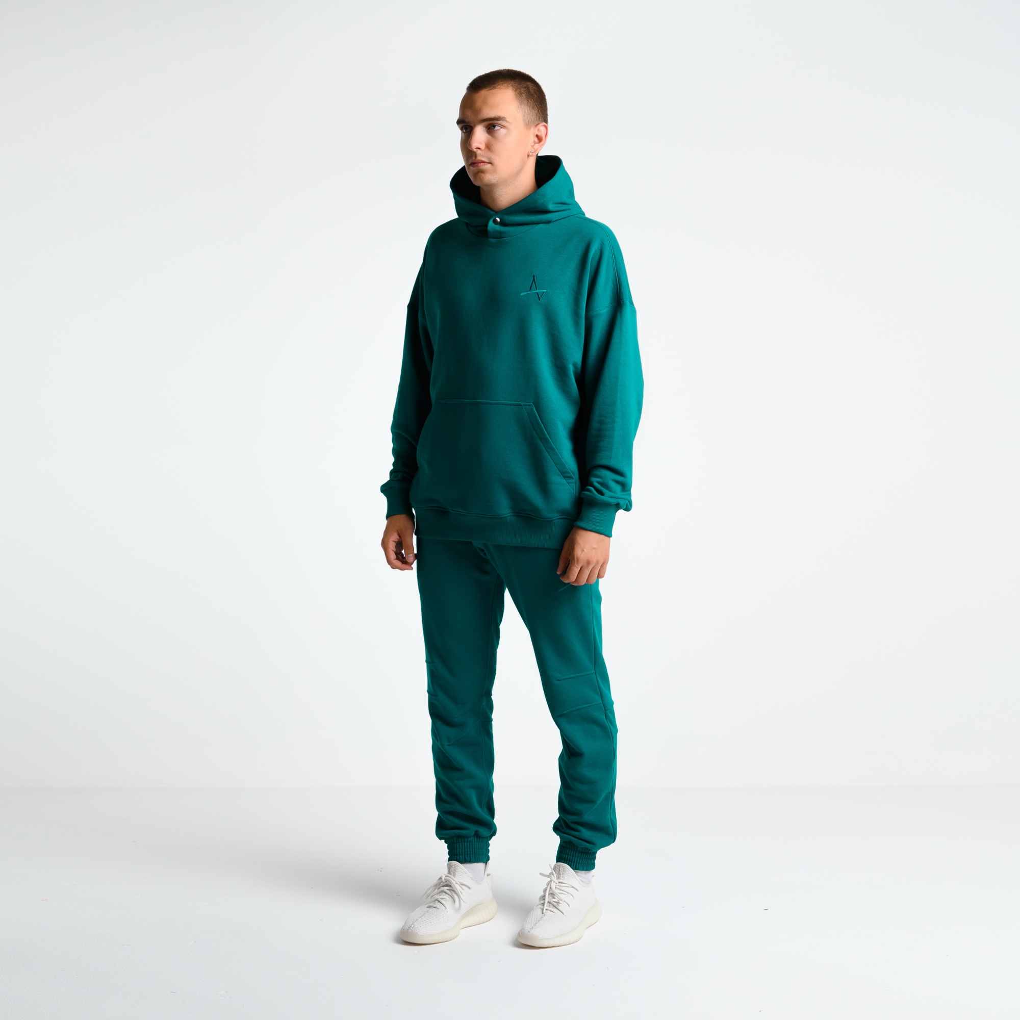 Худи Simple c кнопкой