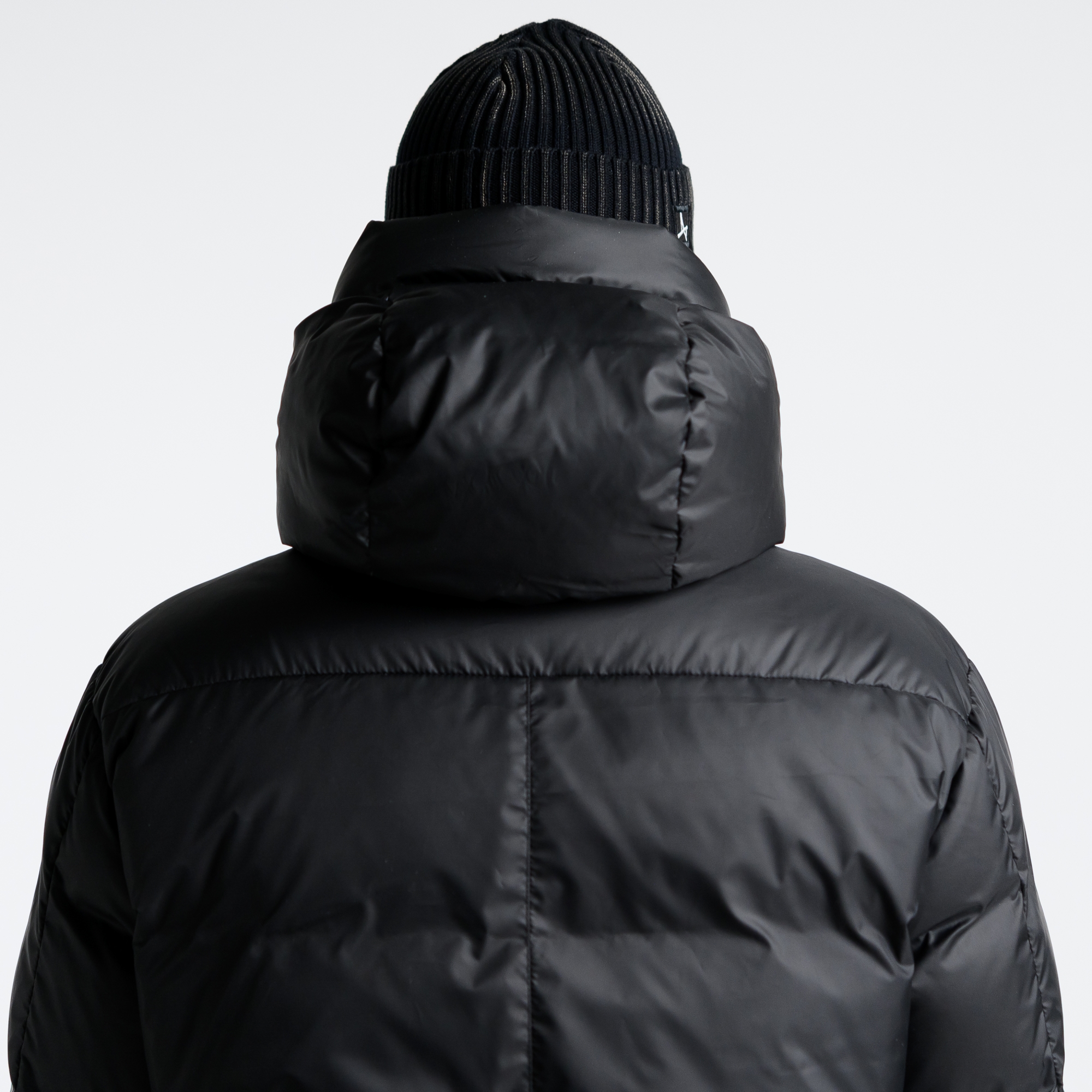 Пуховик удлиненный