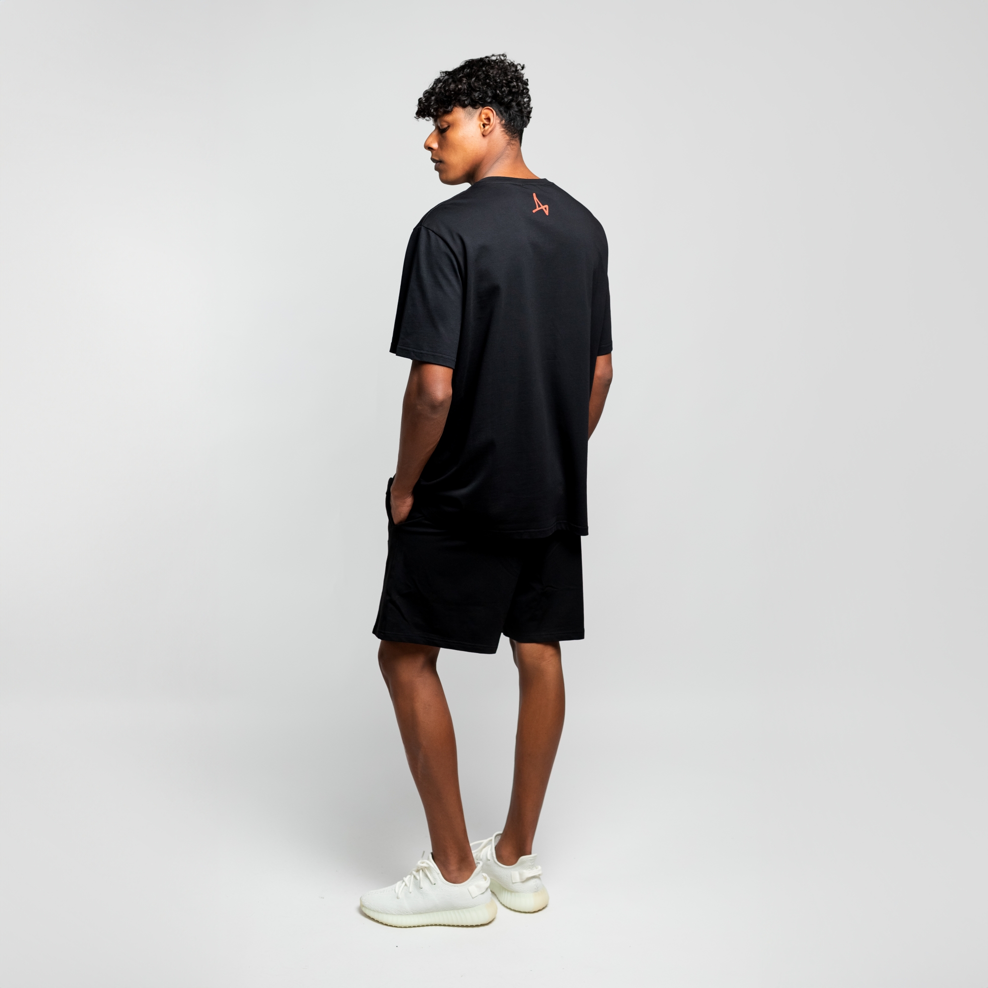 Футболка Guts