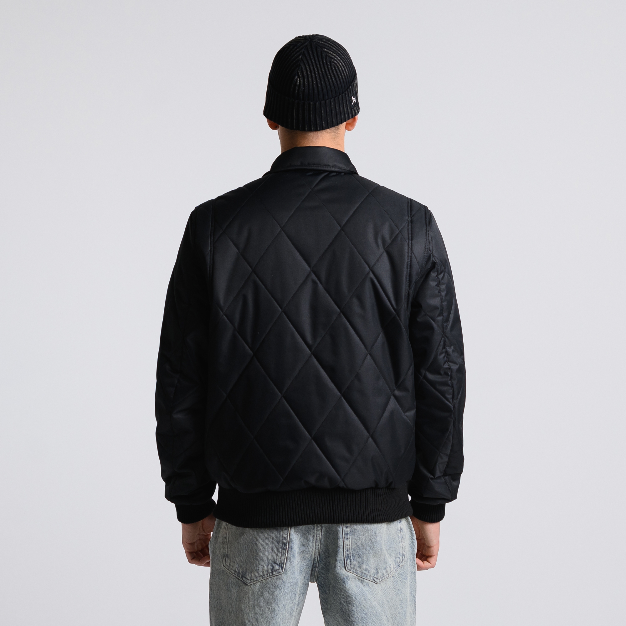 Бомбер стеганый