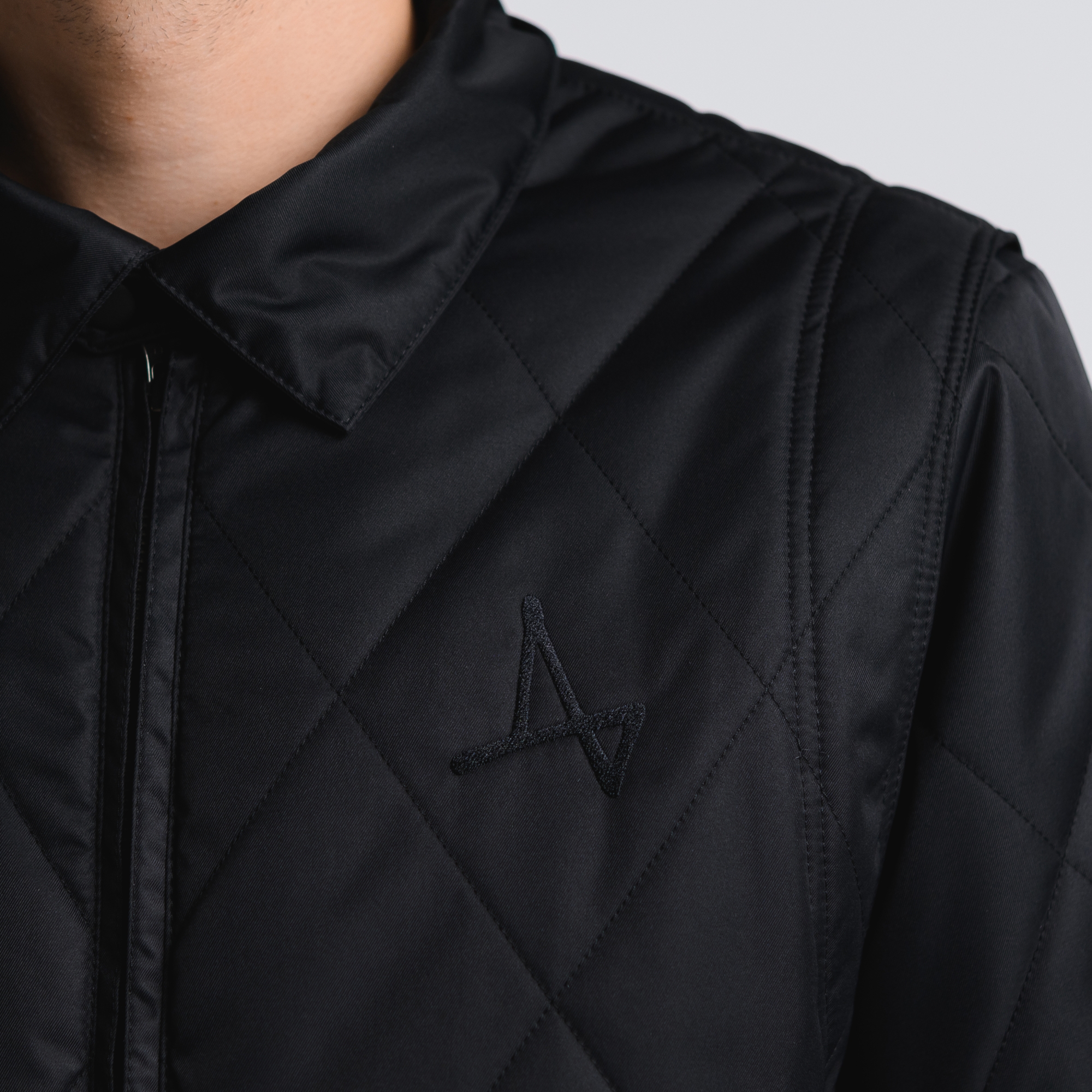 Бомбер стеганый