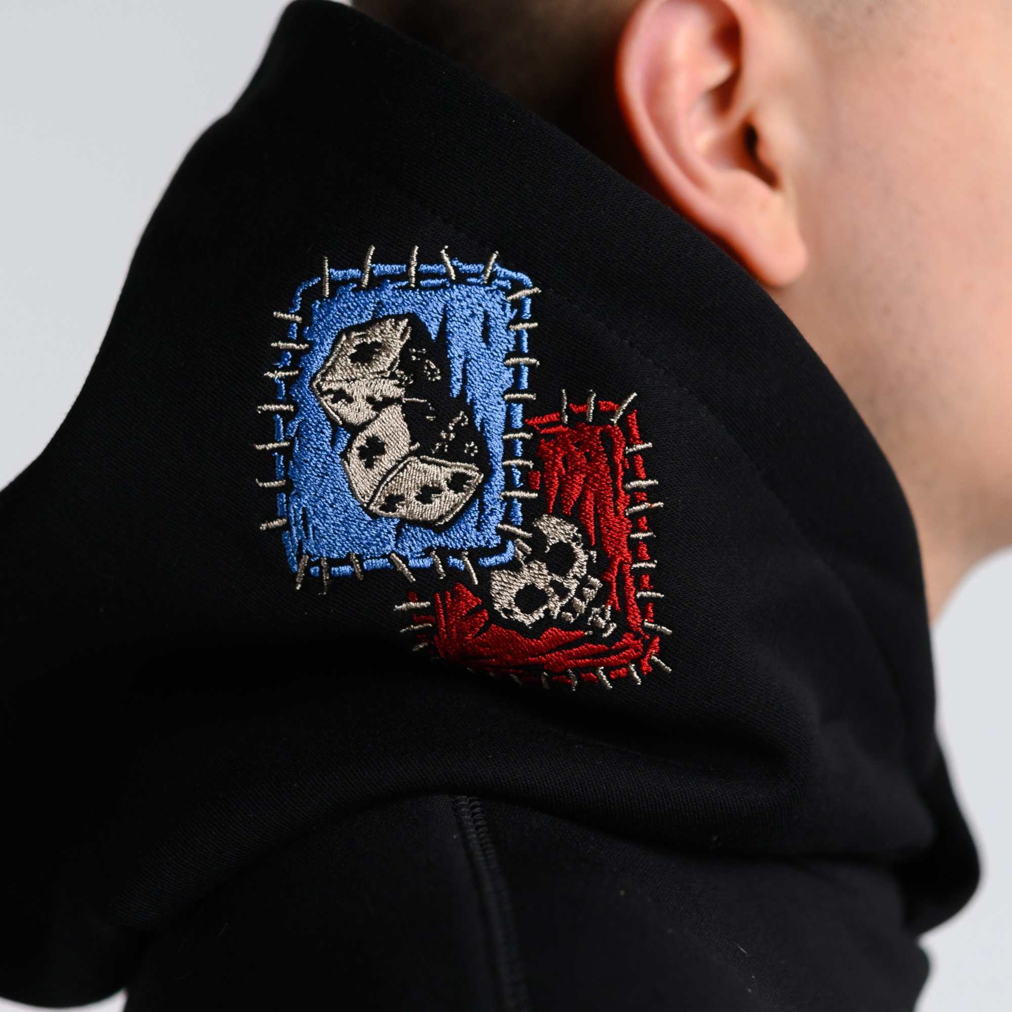 Утеплённое худи Шут