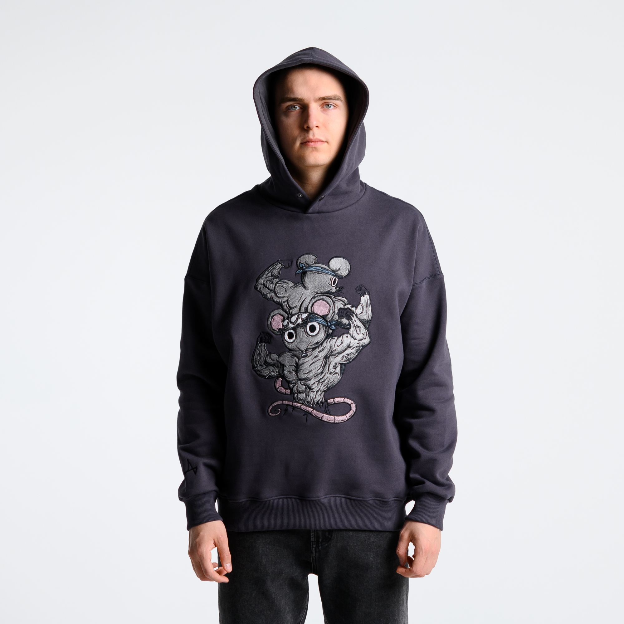 Худи Мыши с мышцами