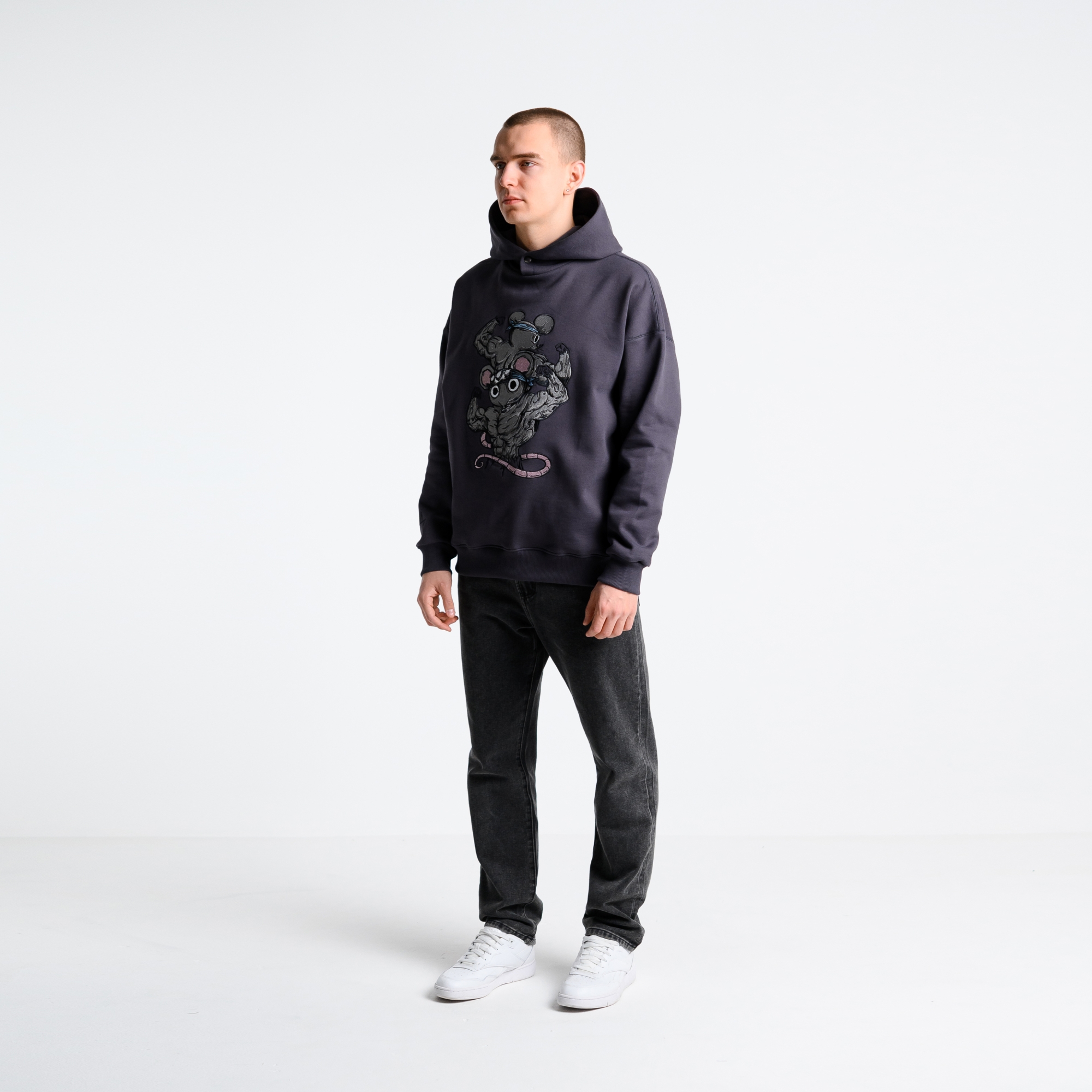 Худи Мыши с мышцами