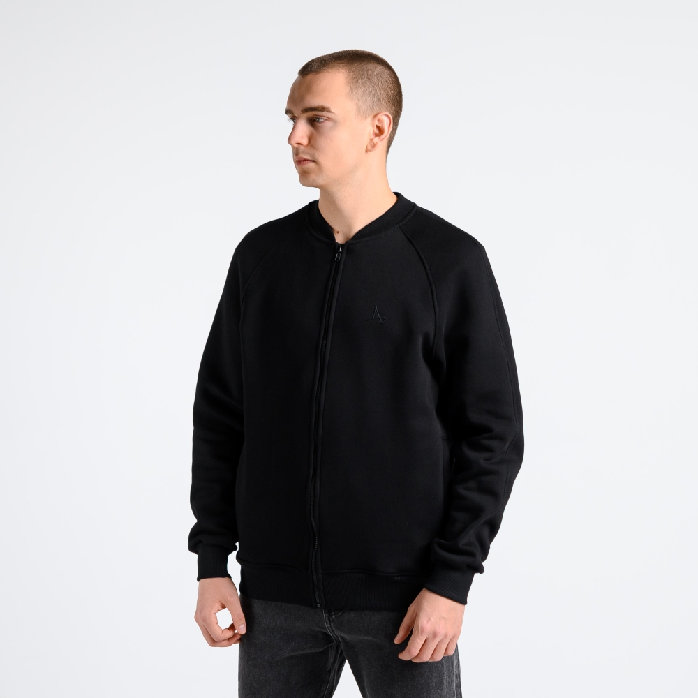 Утеплённая толстовка на молнии