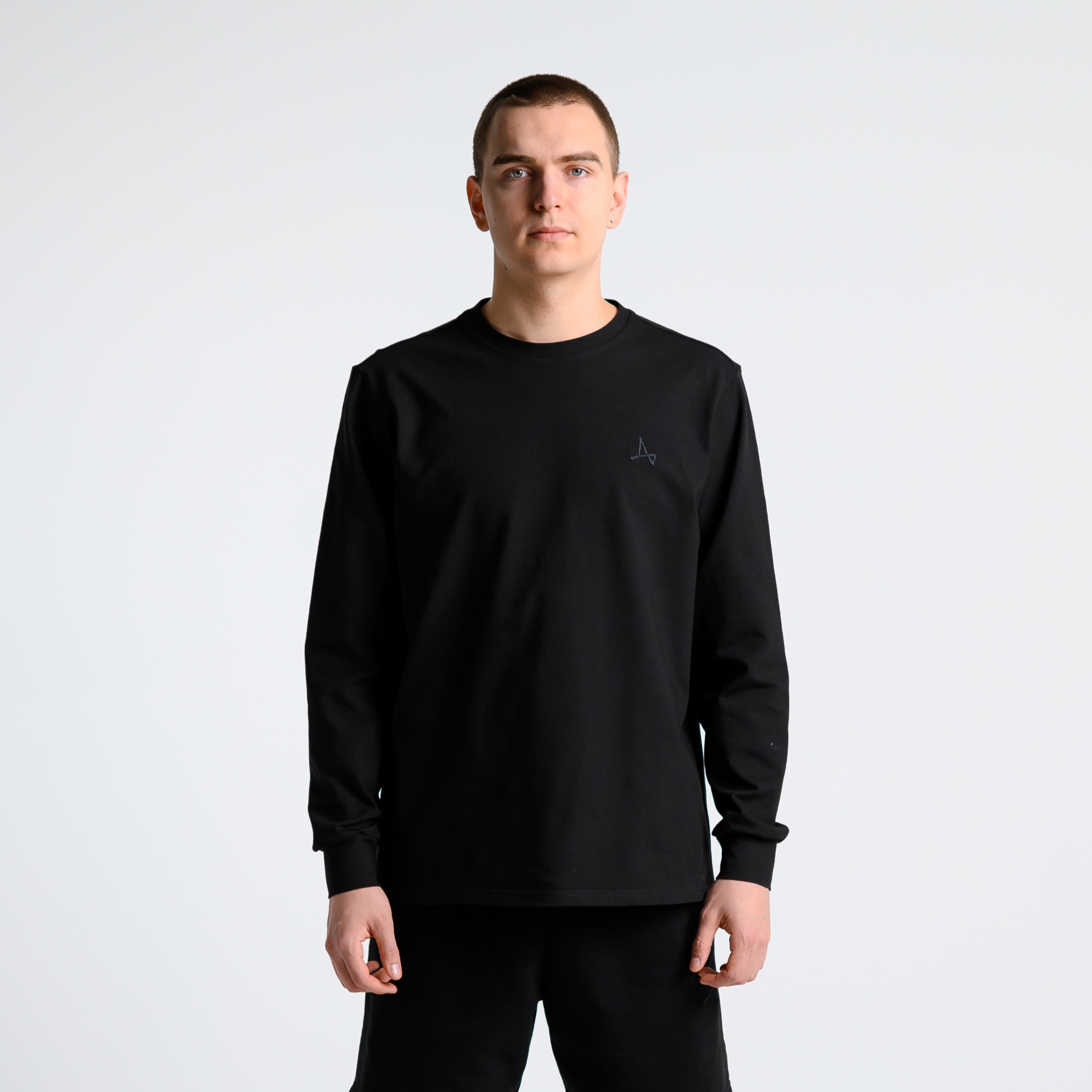 Лонгслив Simple