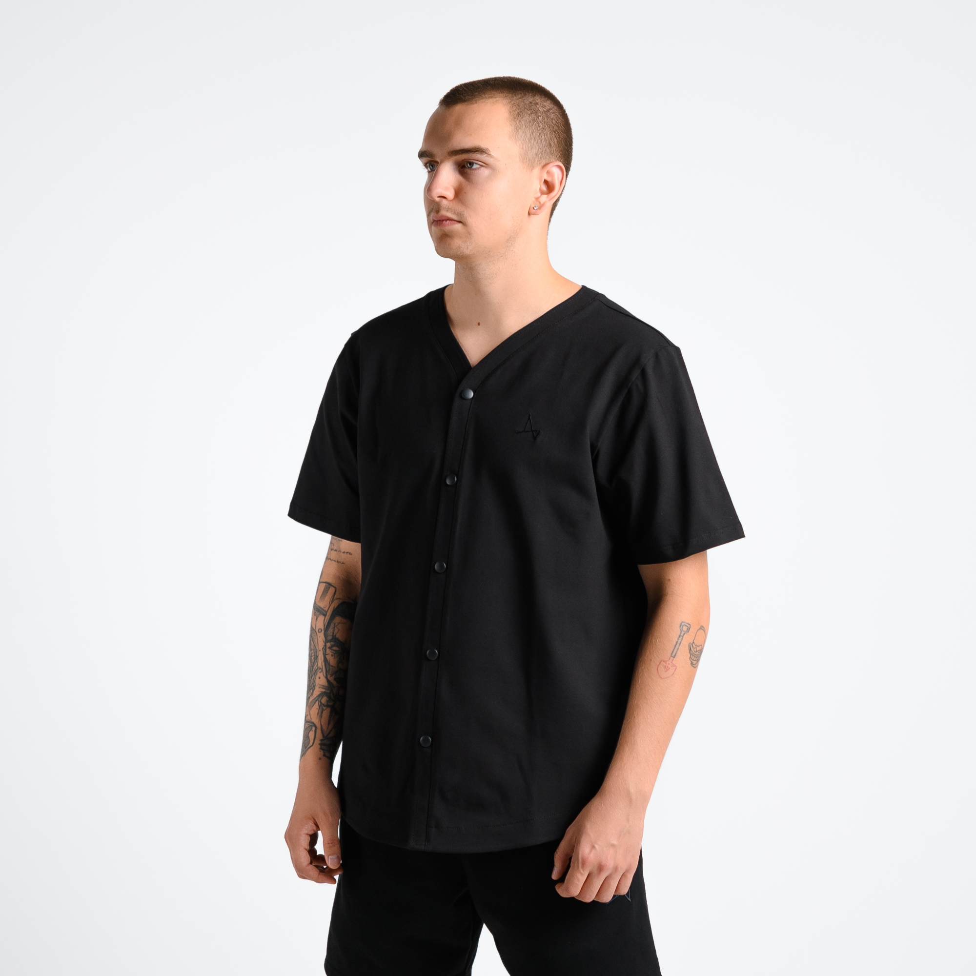 Футболка бейсбольная