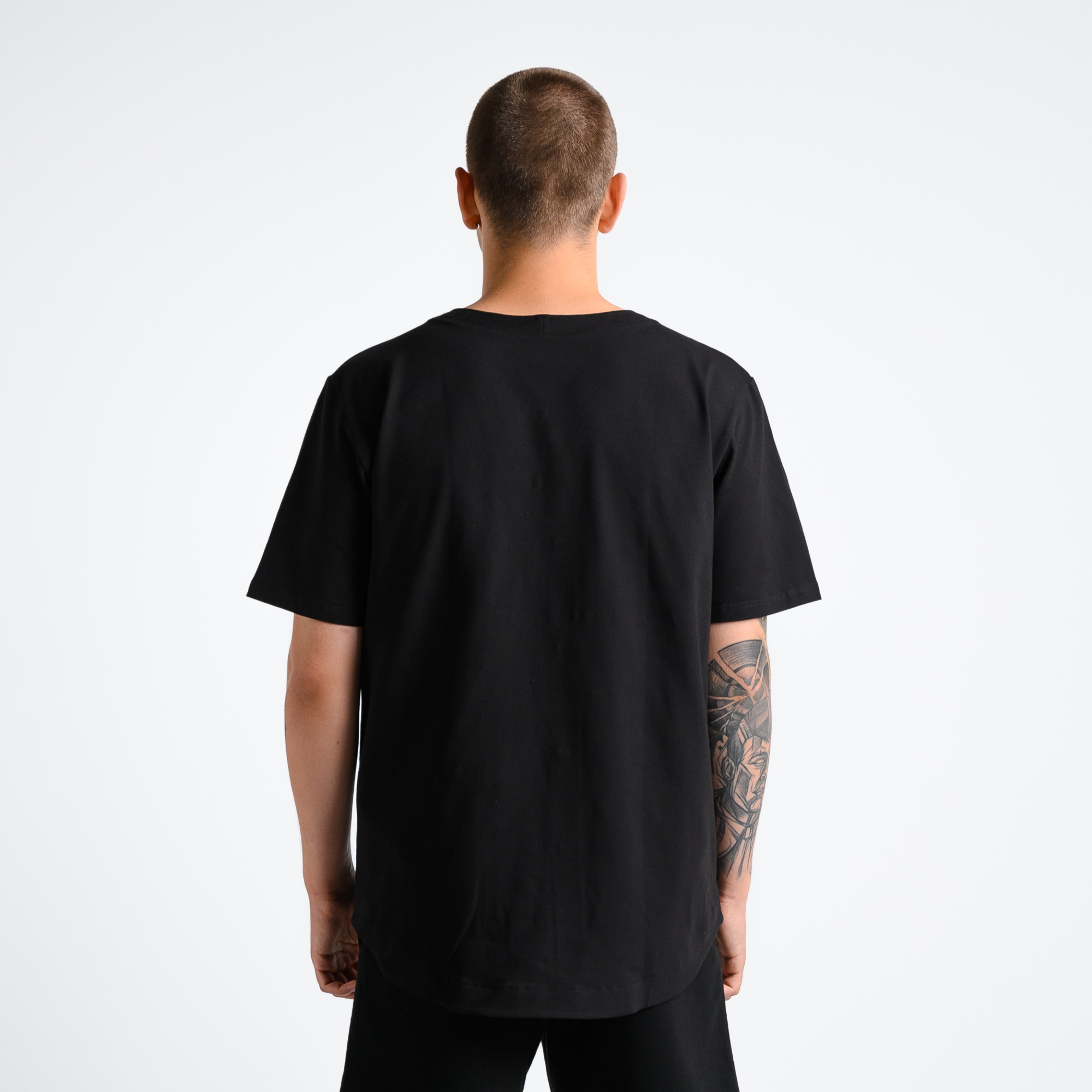 Футболка бейсбольная