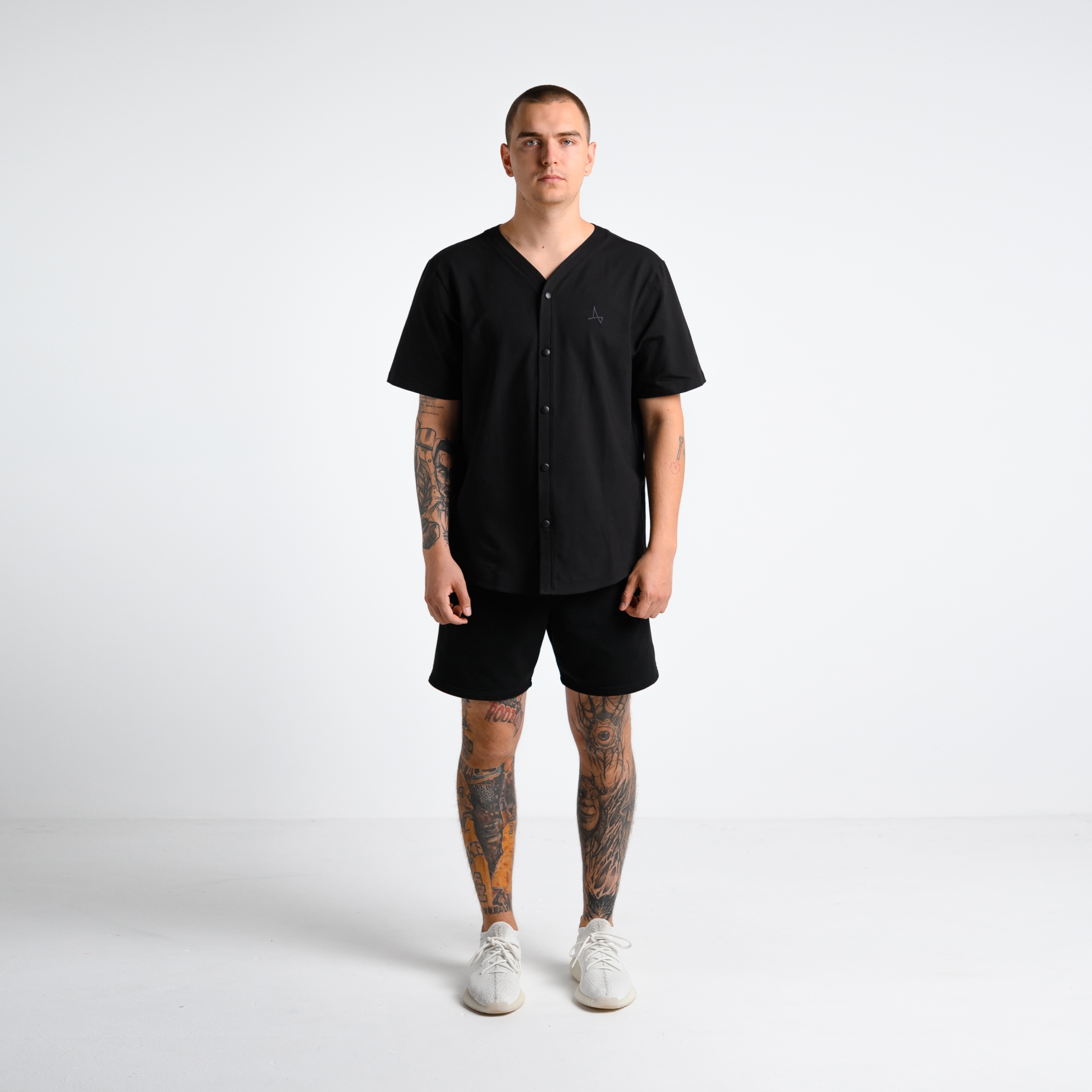 Футболка бейсбольная