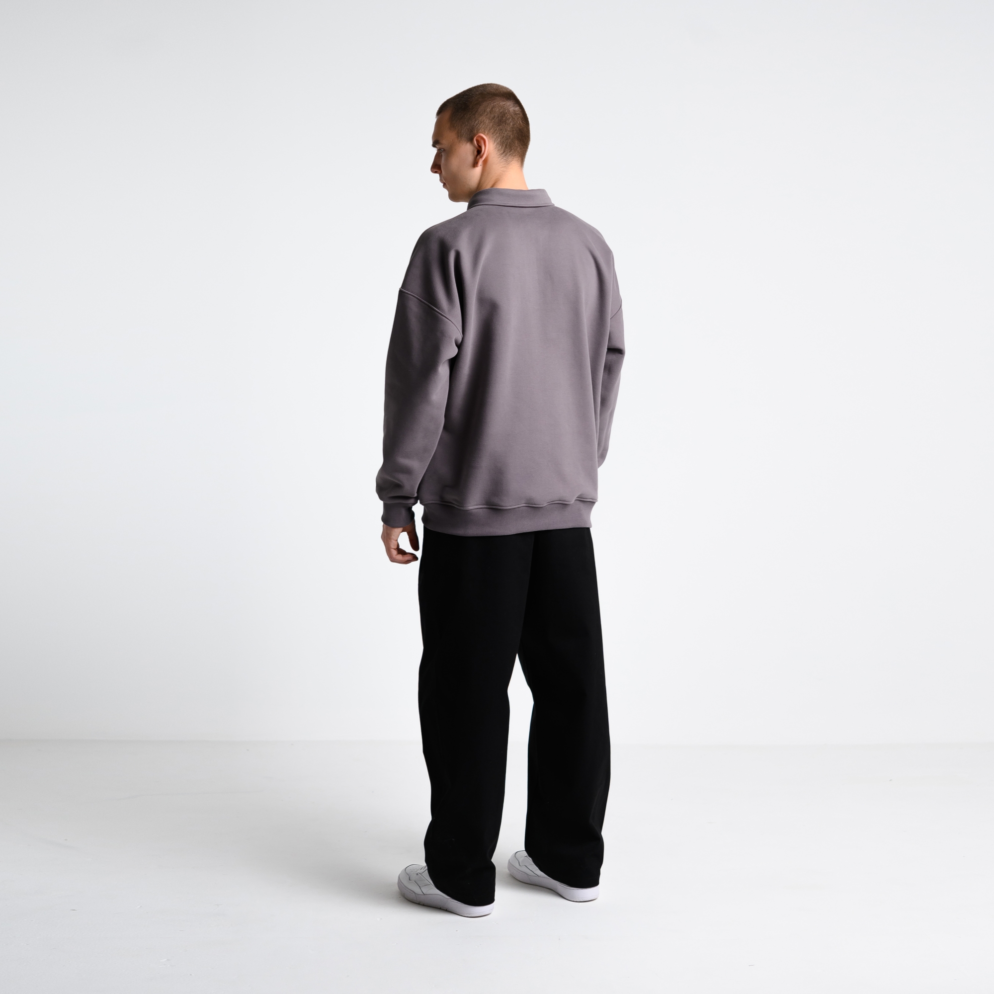 Cвитшот с воротом