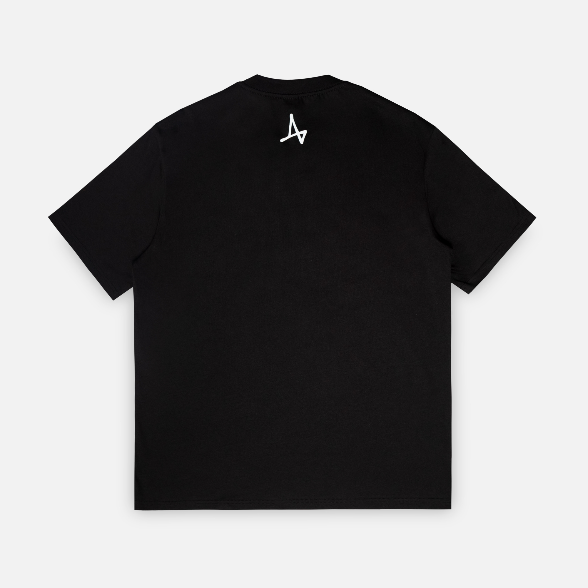 Футболка c логотипом