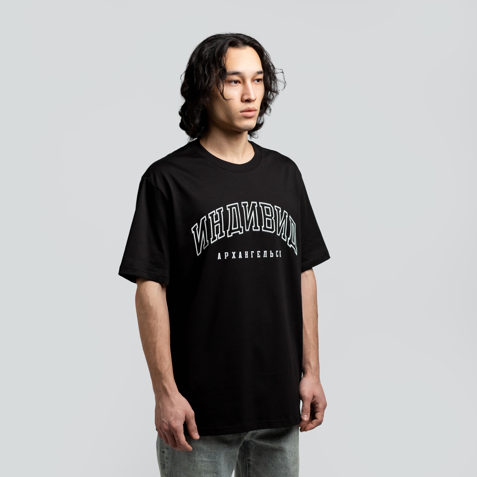 Футболка c логотипом