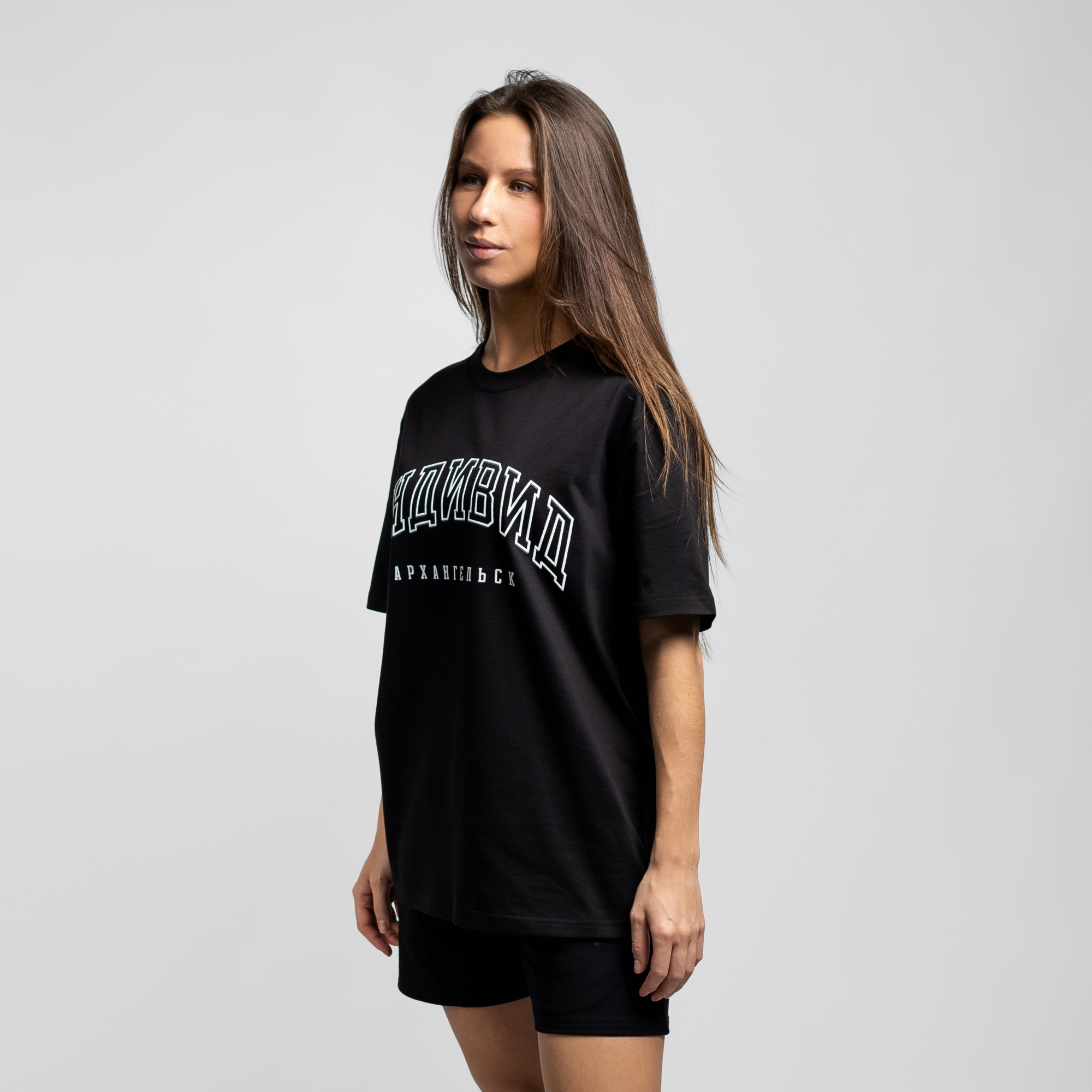 Футболка c логотипом