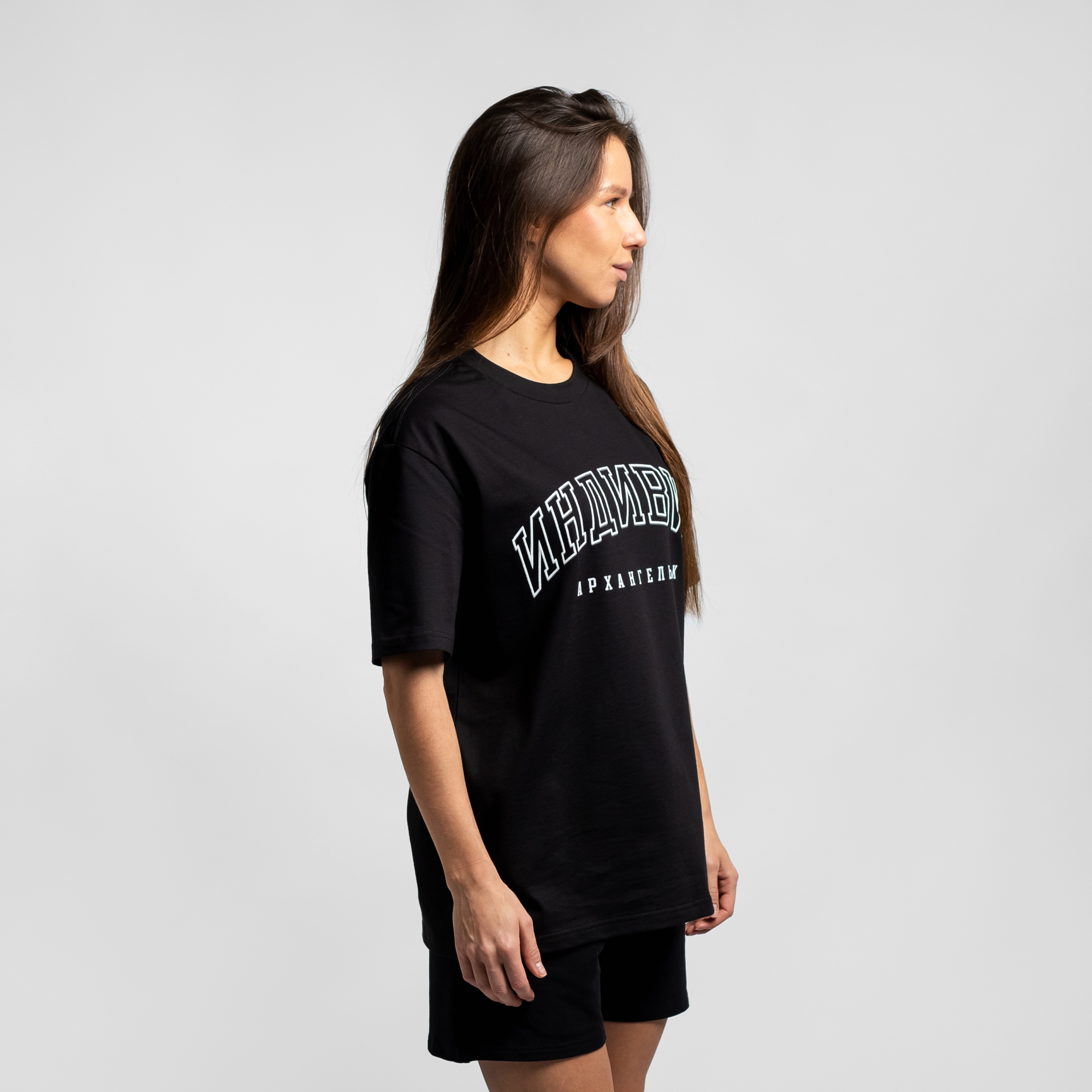 Футболка c логотипом