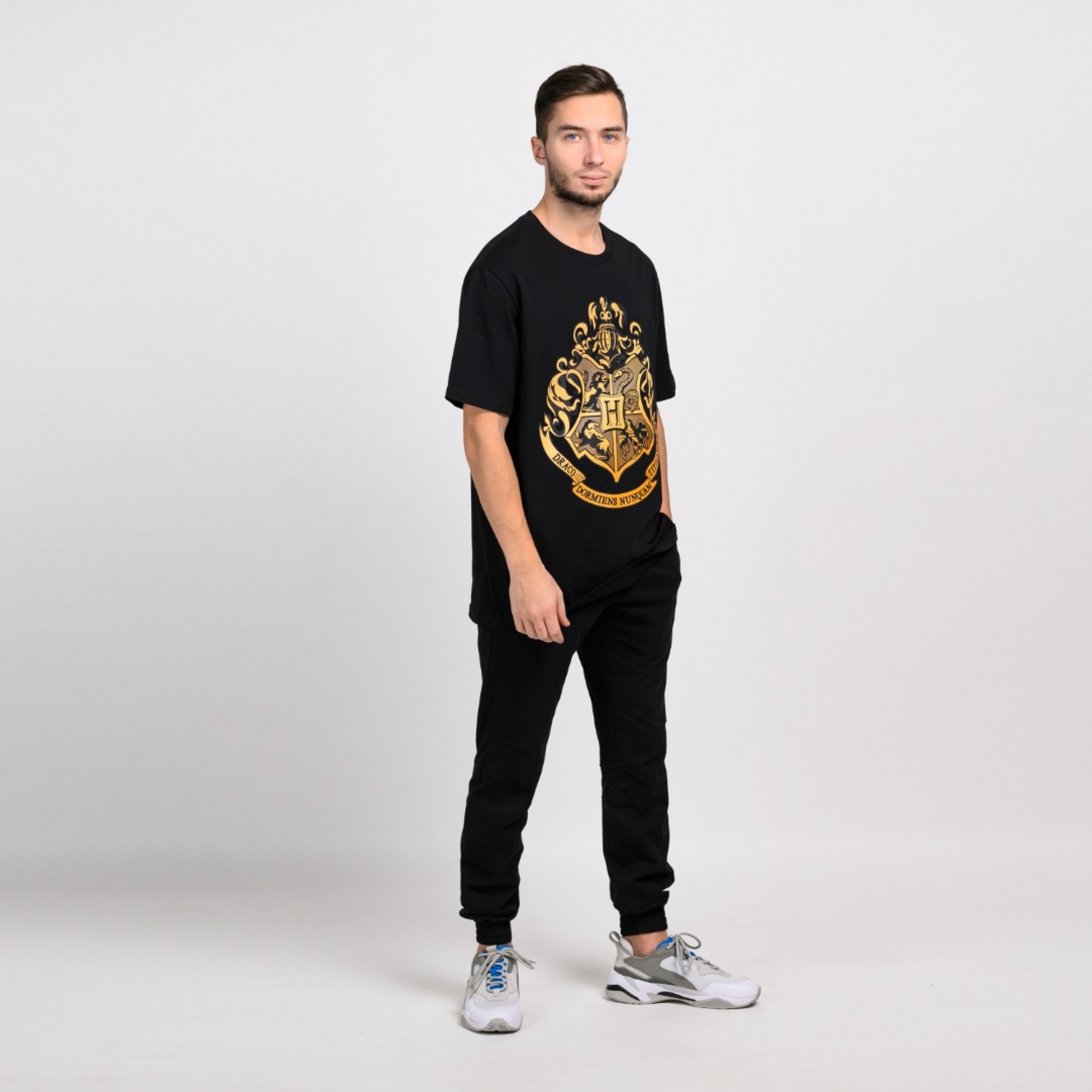 Футболка Hogwarts