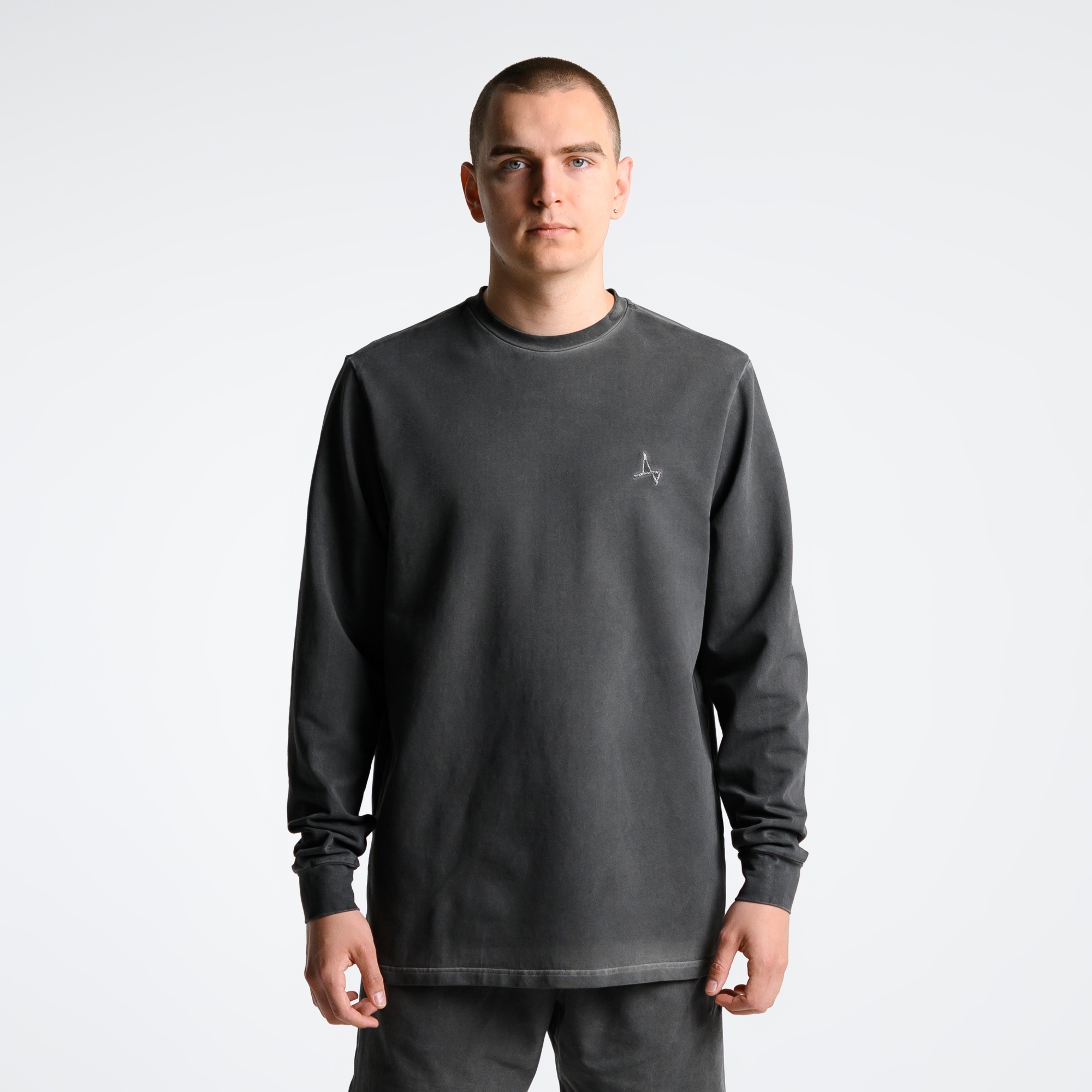 Лонгслив Garment Dye