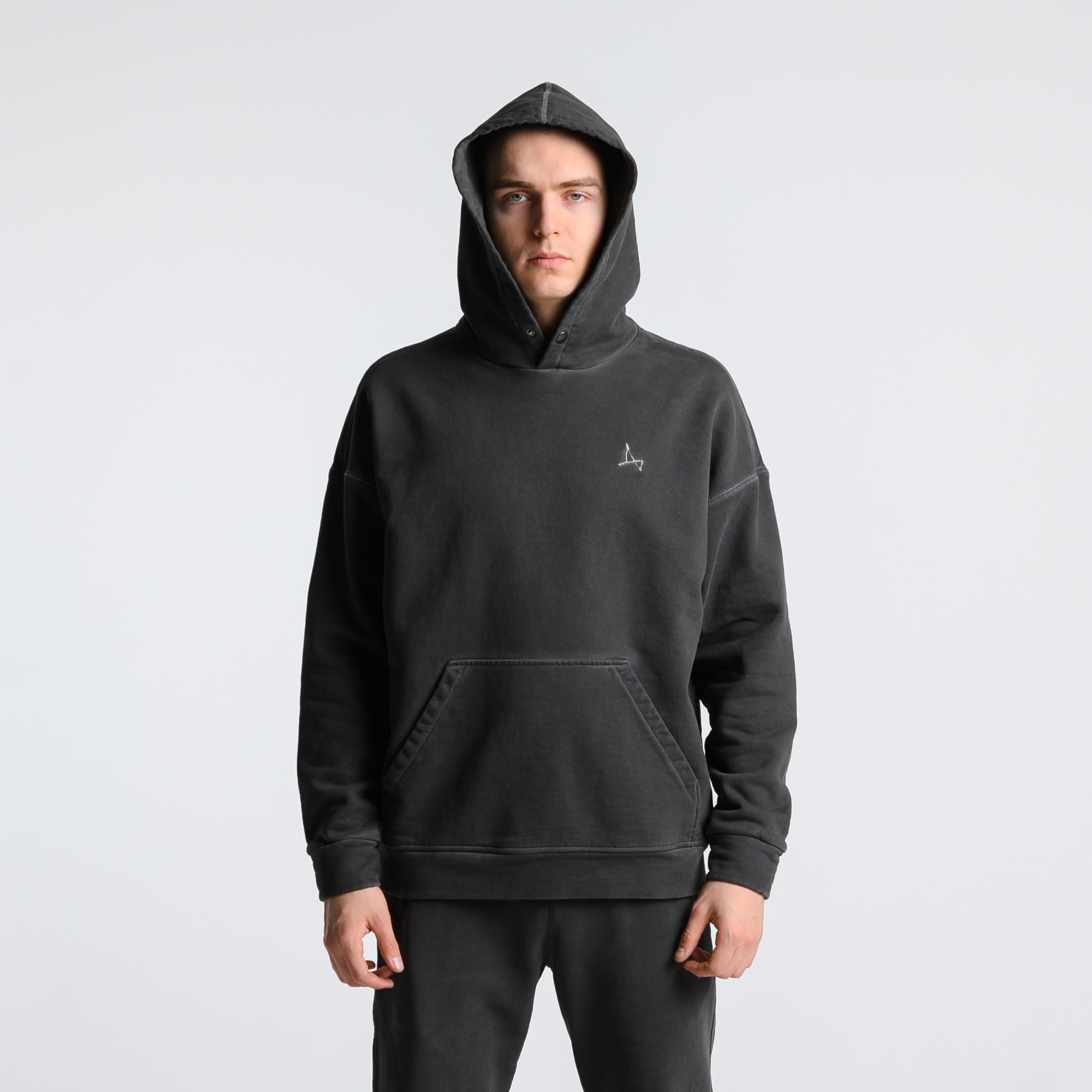 Худи Garment Dye