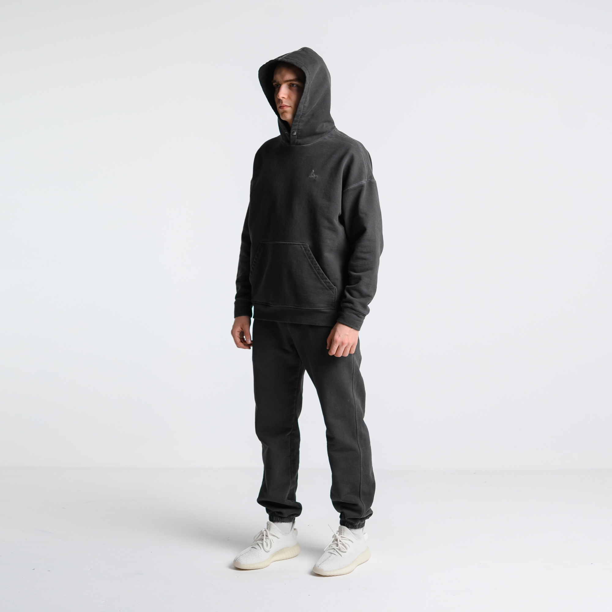 Худи Garment Dye