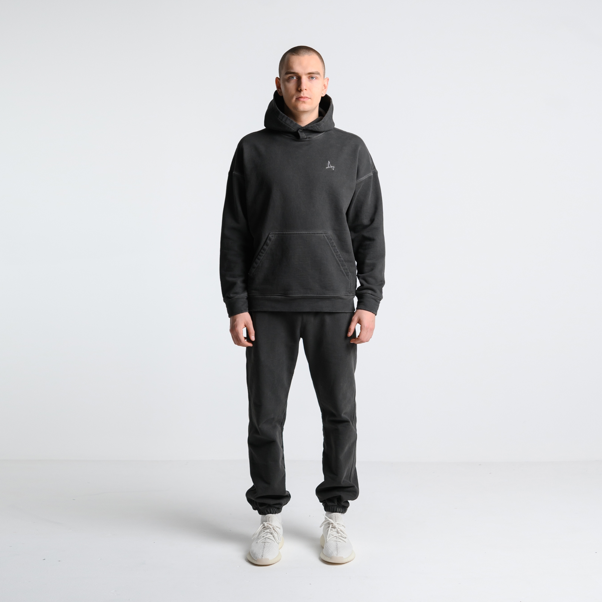 Худи Garment Dye