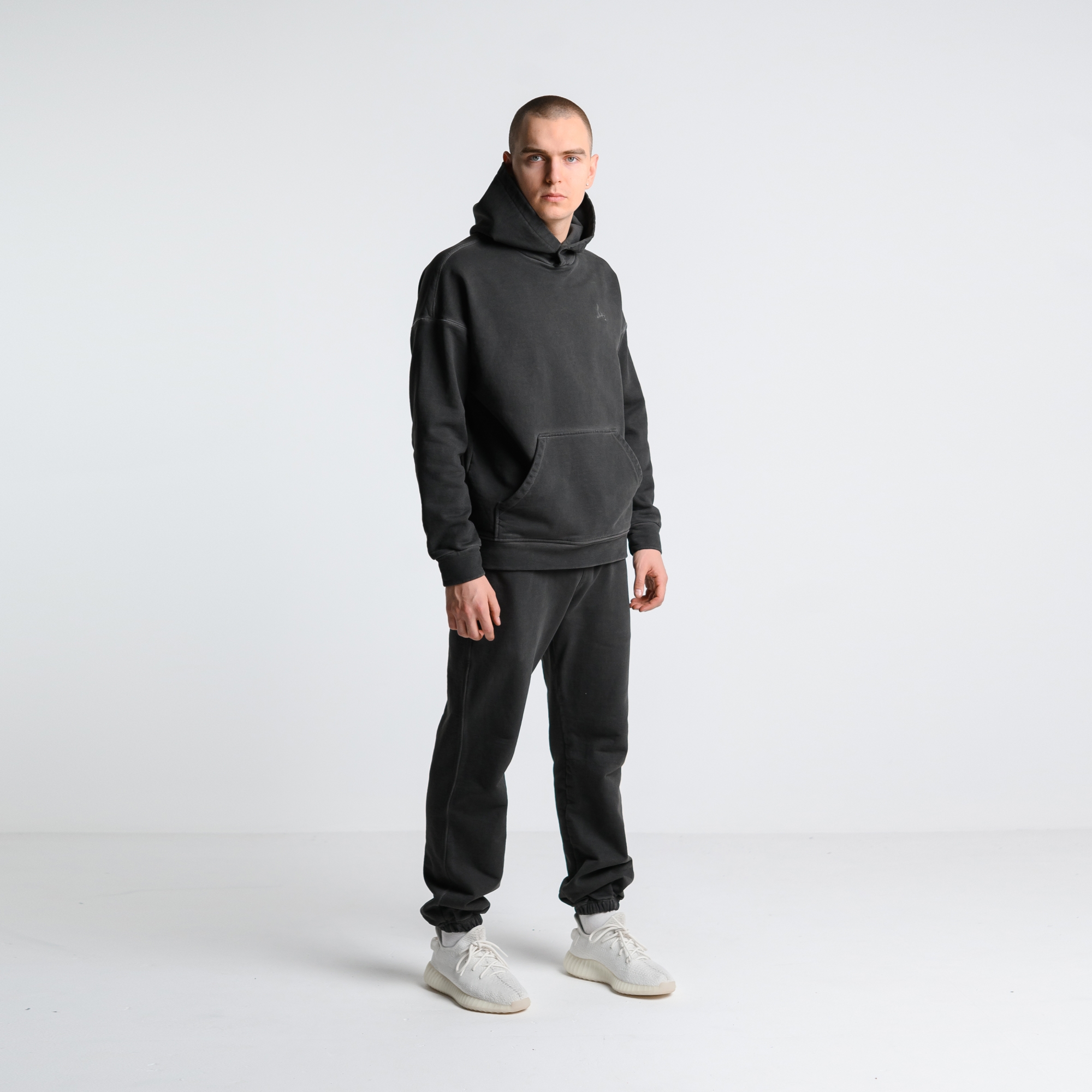 Худи Garment Dye