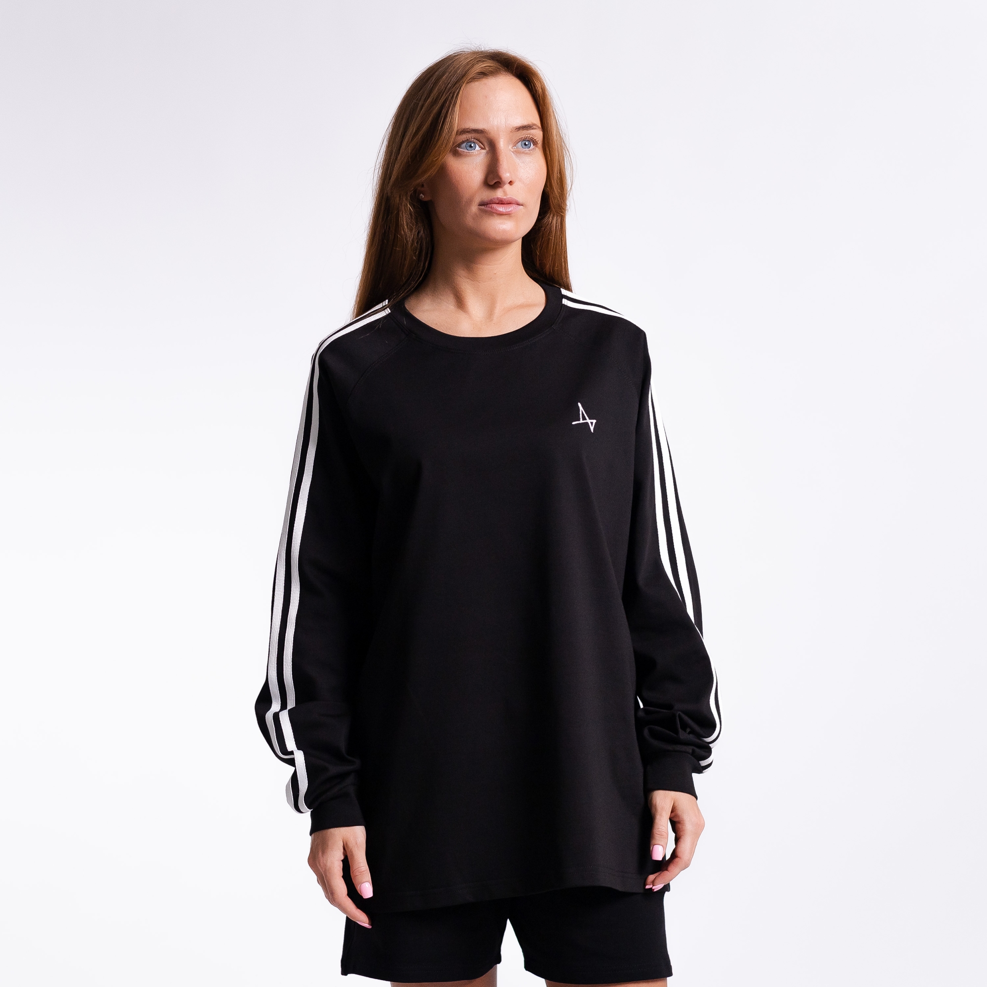 Лонгслив c лампасами