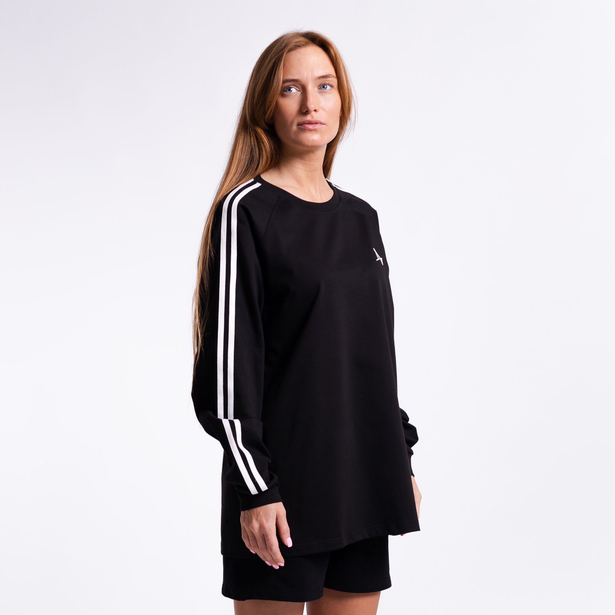 Лонгслив c лампасами