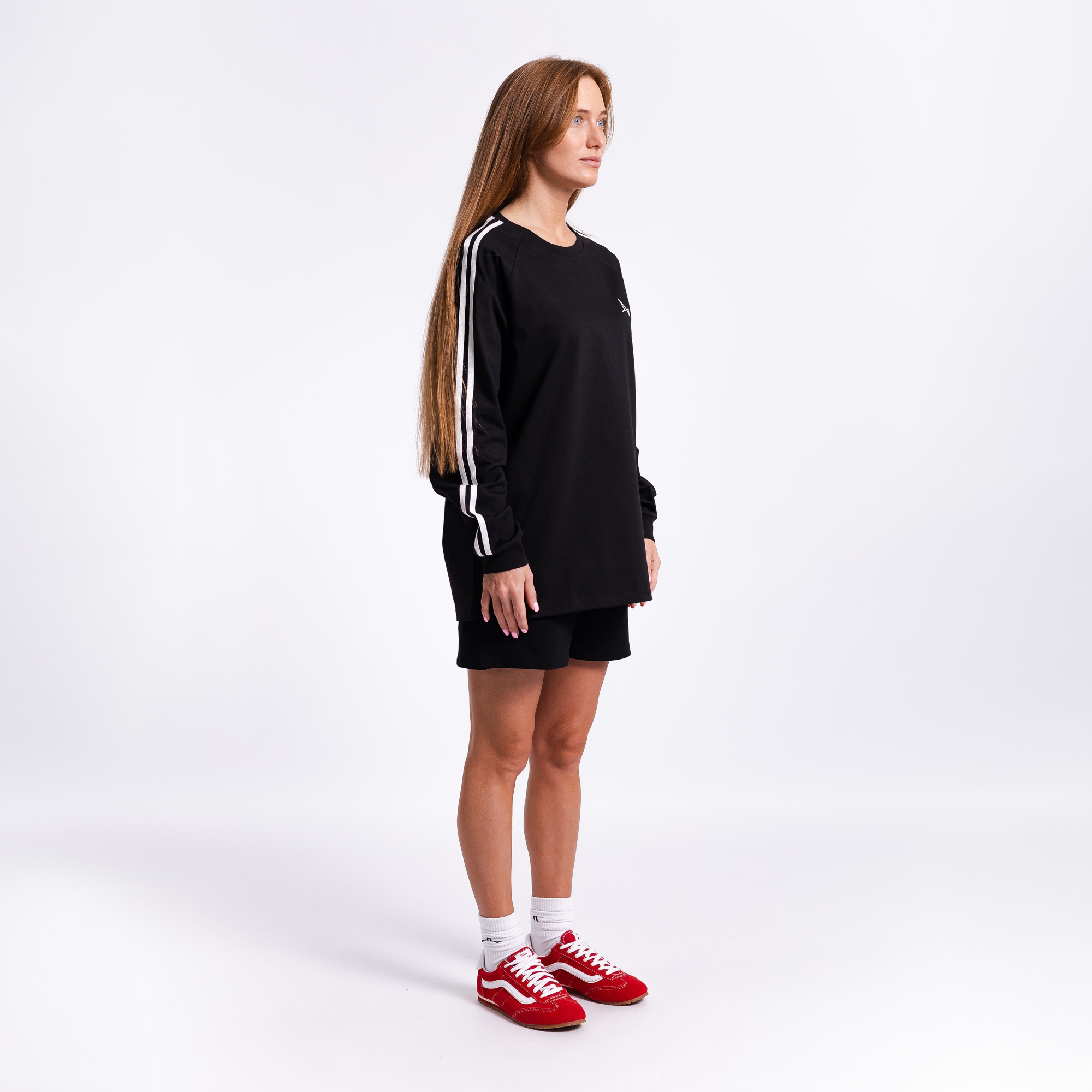 Лонгслив c лампасами