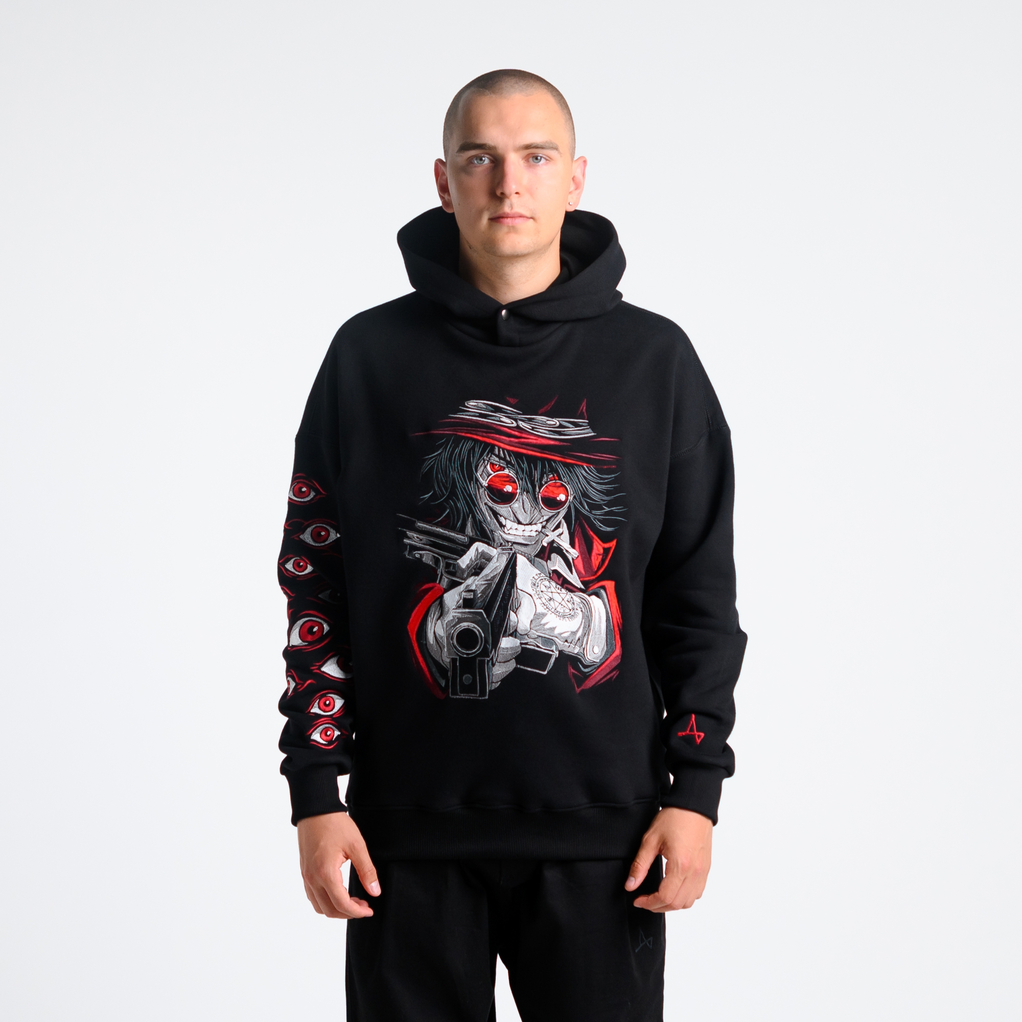 Худи c вышивкой