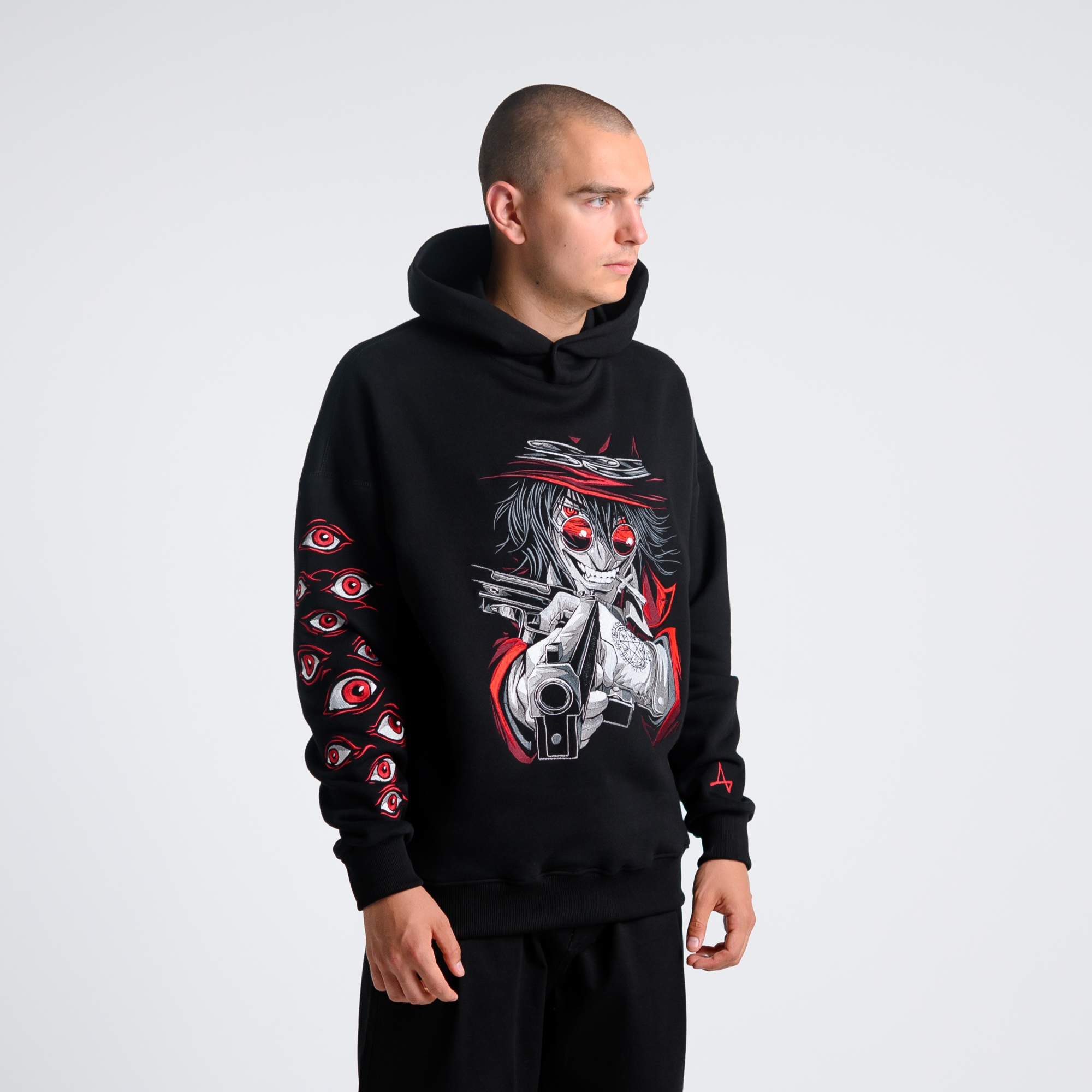 Худи c вышивкой