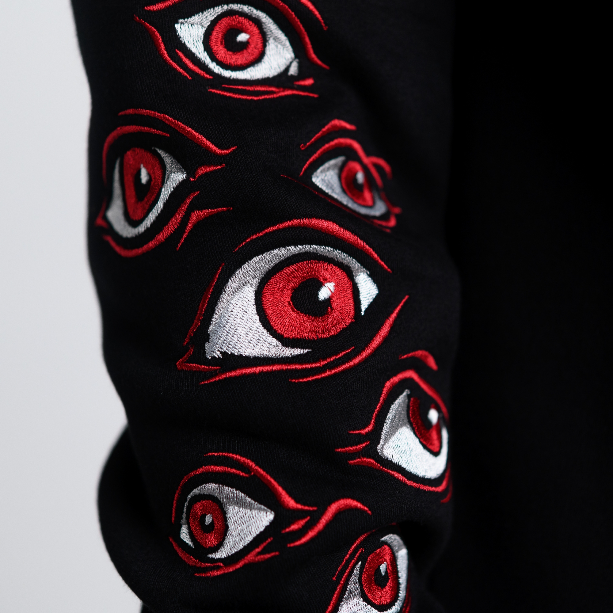 Худи c вышивкой