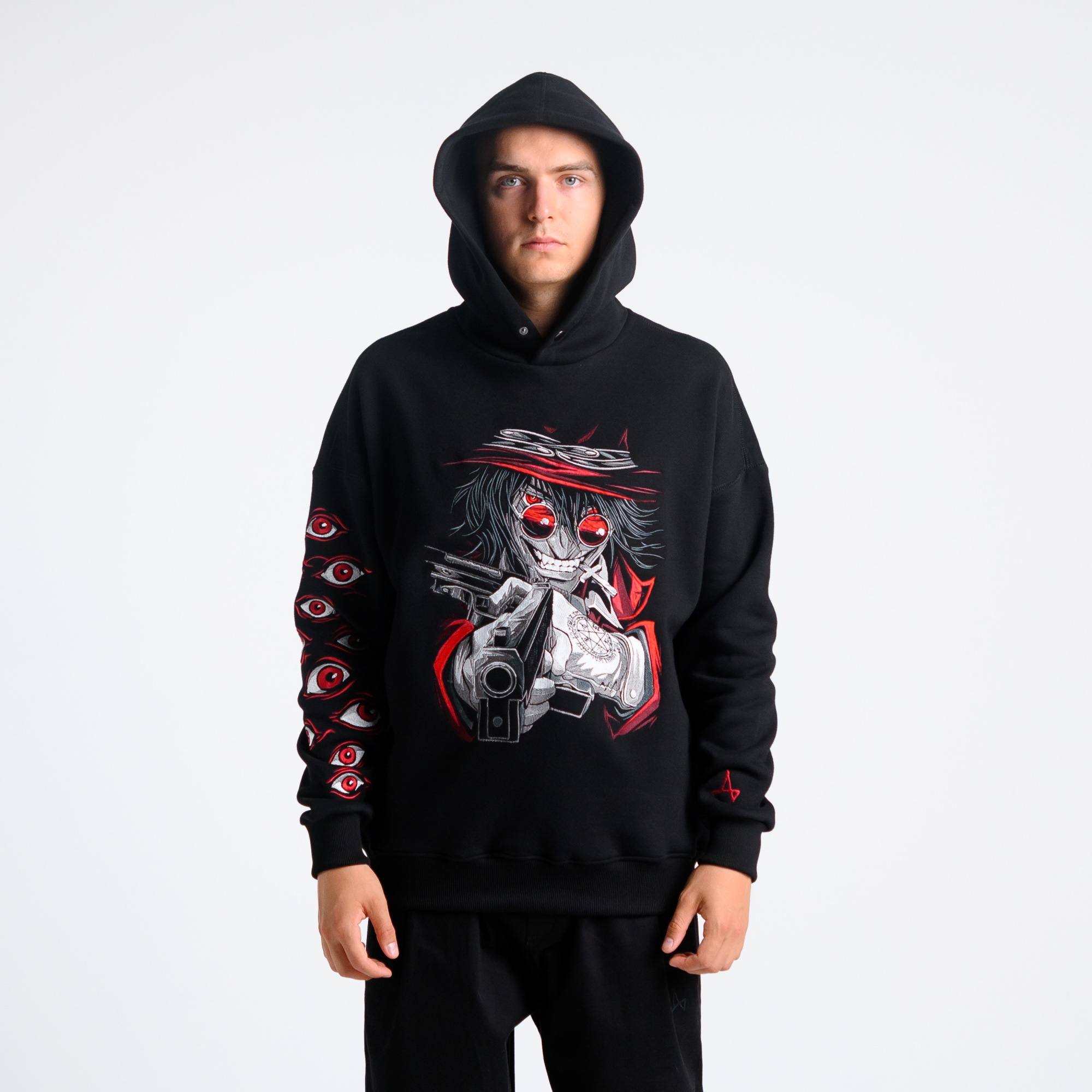 Худи c вышивкой