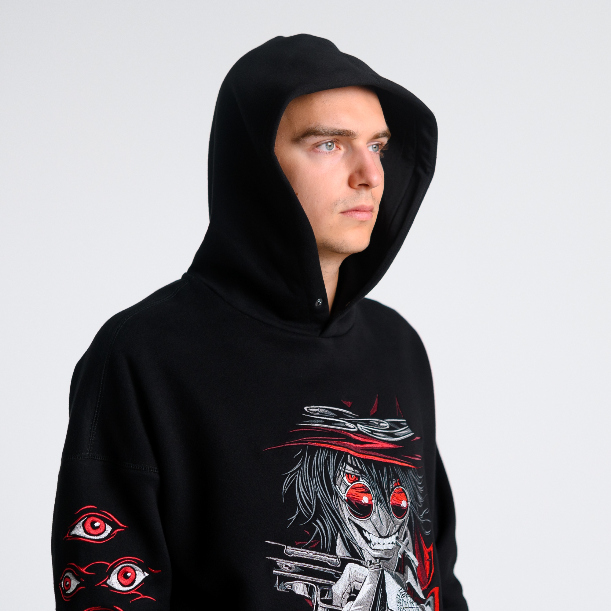 Худи c вышивкой