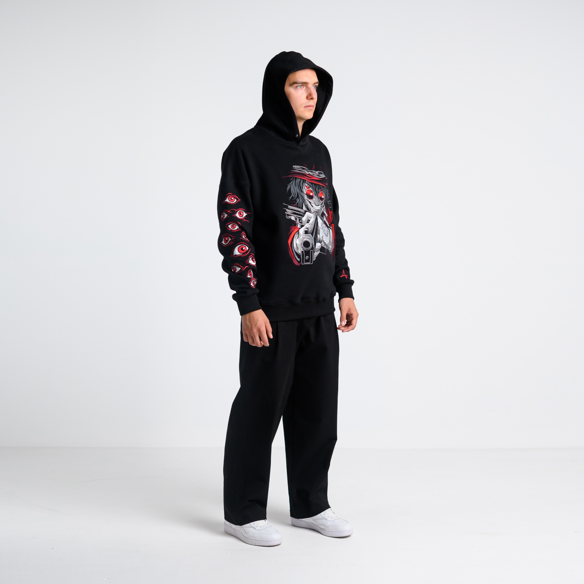 Худи c вышивкой