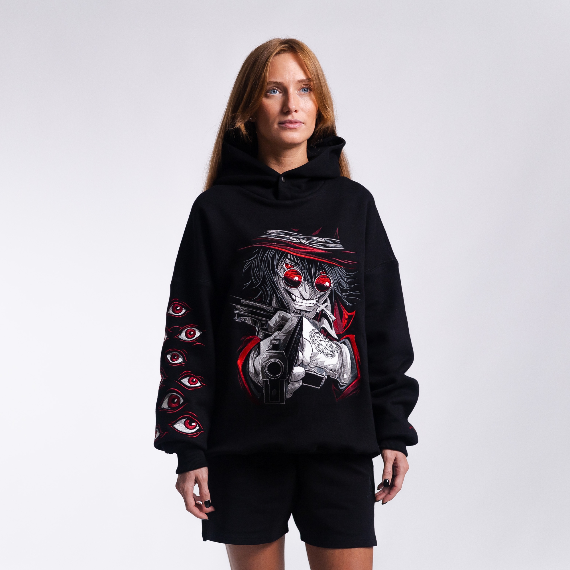 Худи c вышивкой