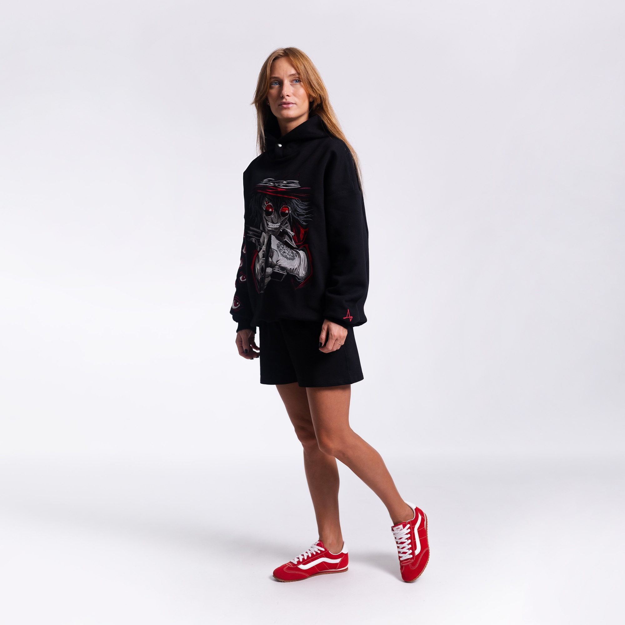 Худи c вышивкой