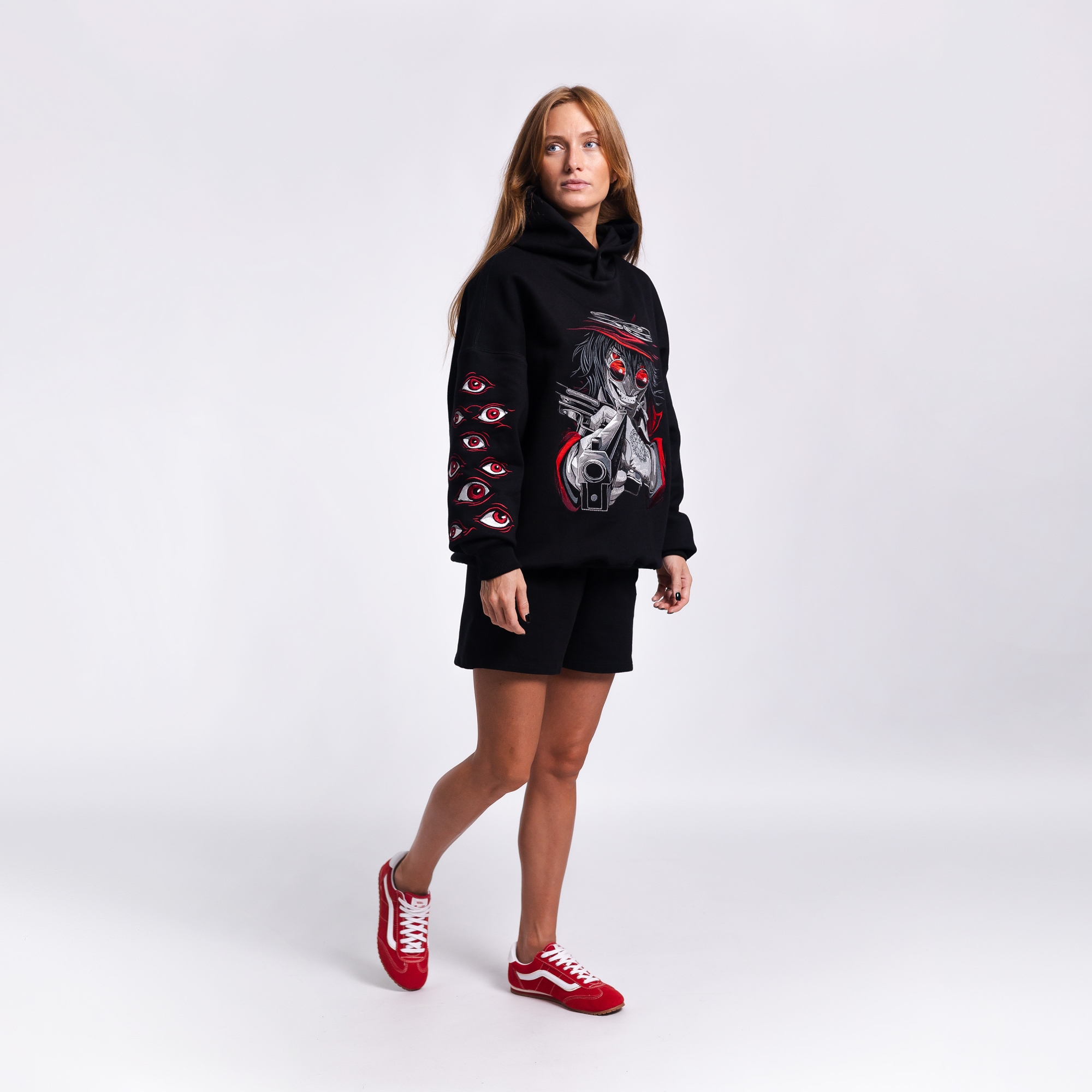 Худи c вышивкой